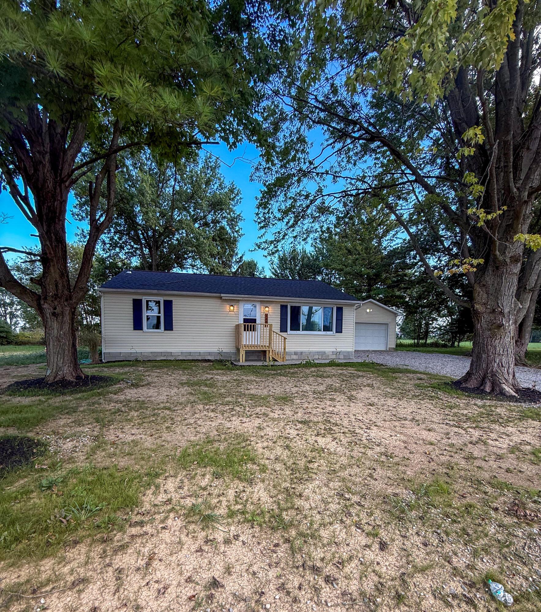 1464 State Route 521 Property Photo 1