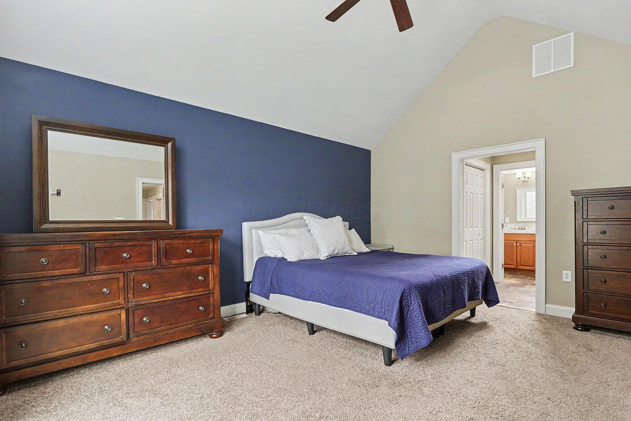 2553 Chester Road Property Photo 19