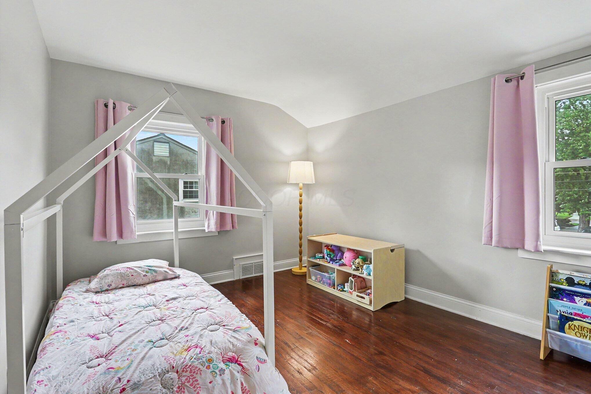 2553 Chester Road Property Photo 24