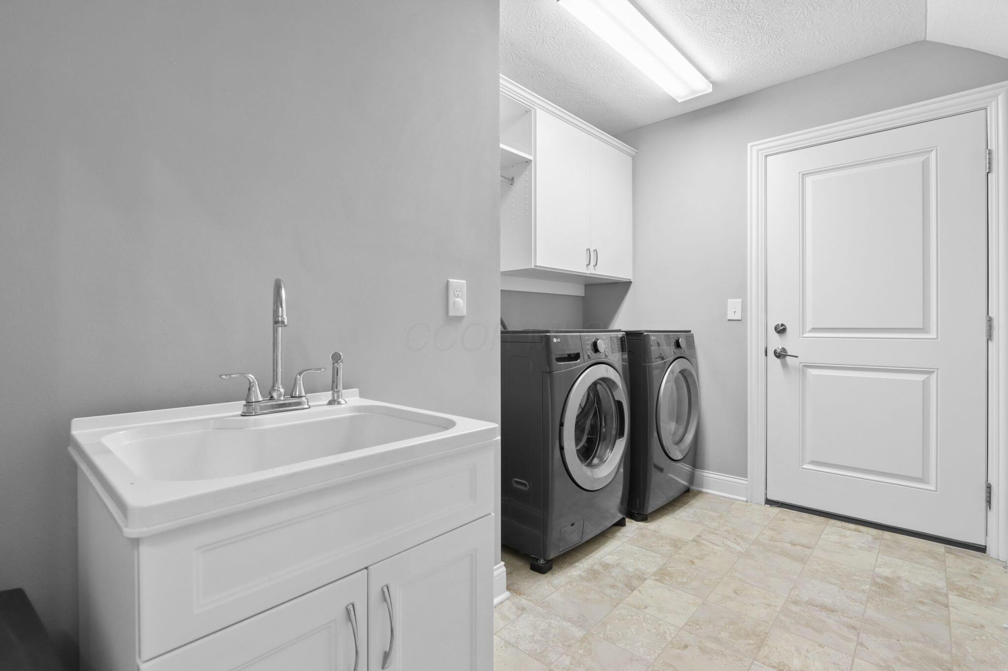10320 Spicebrush Drive Property Photo 21