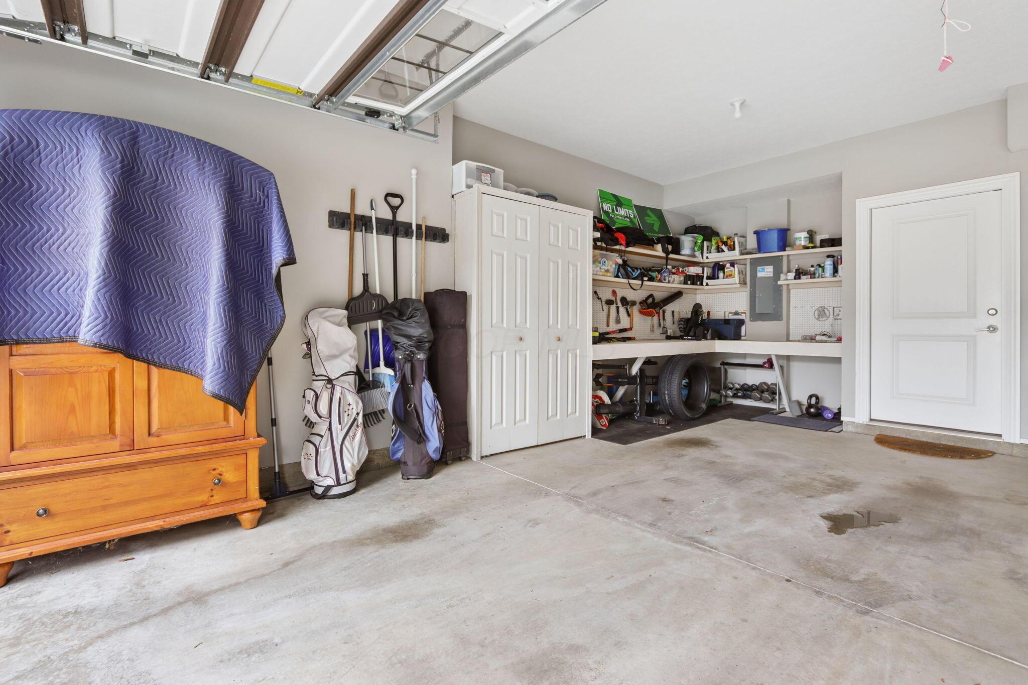 10320 Spicebrush Drive Property Photo 30