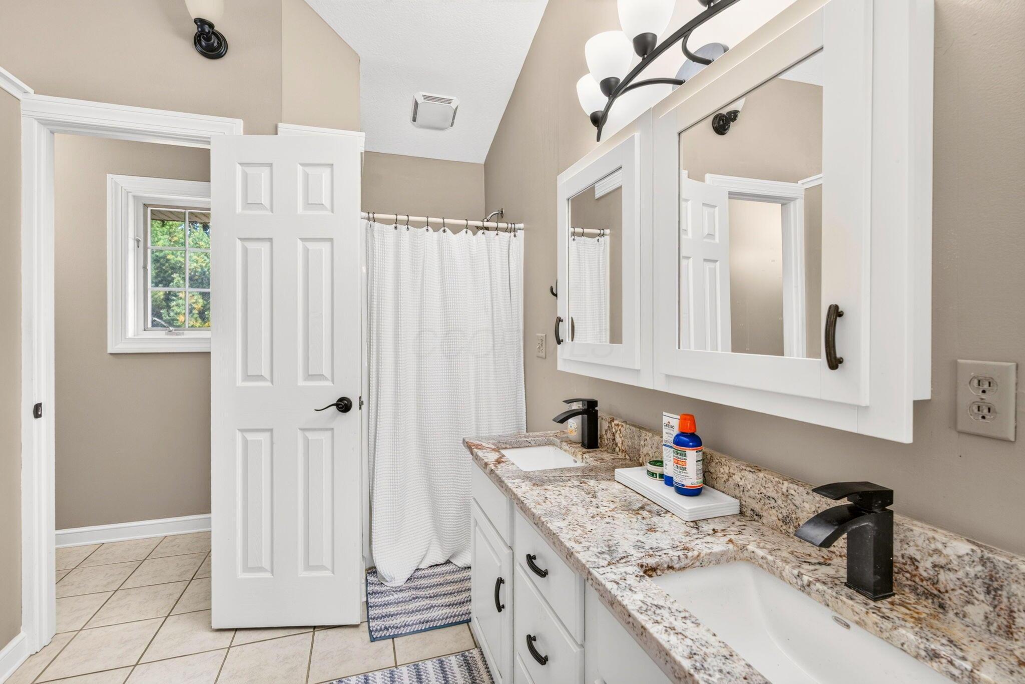 1314 Rainbow Drive Ne Property Photo 24