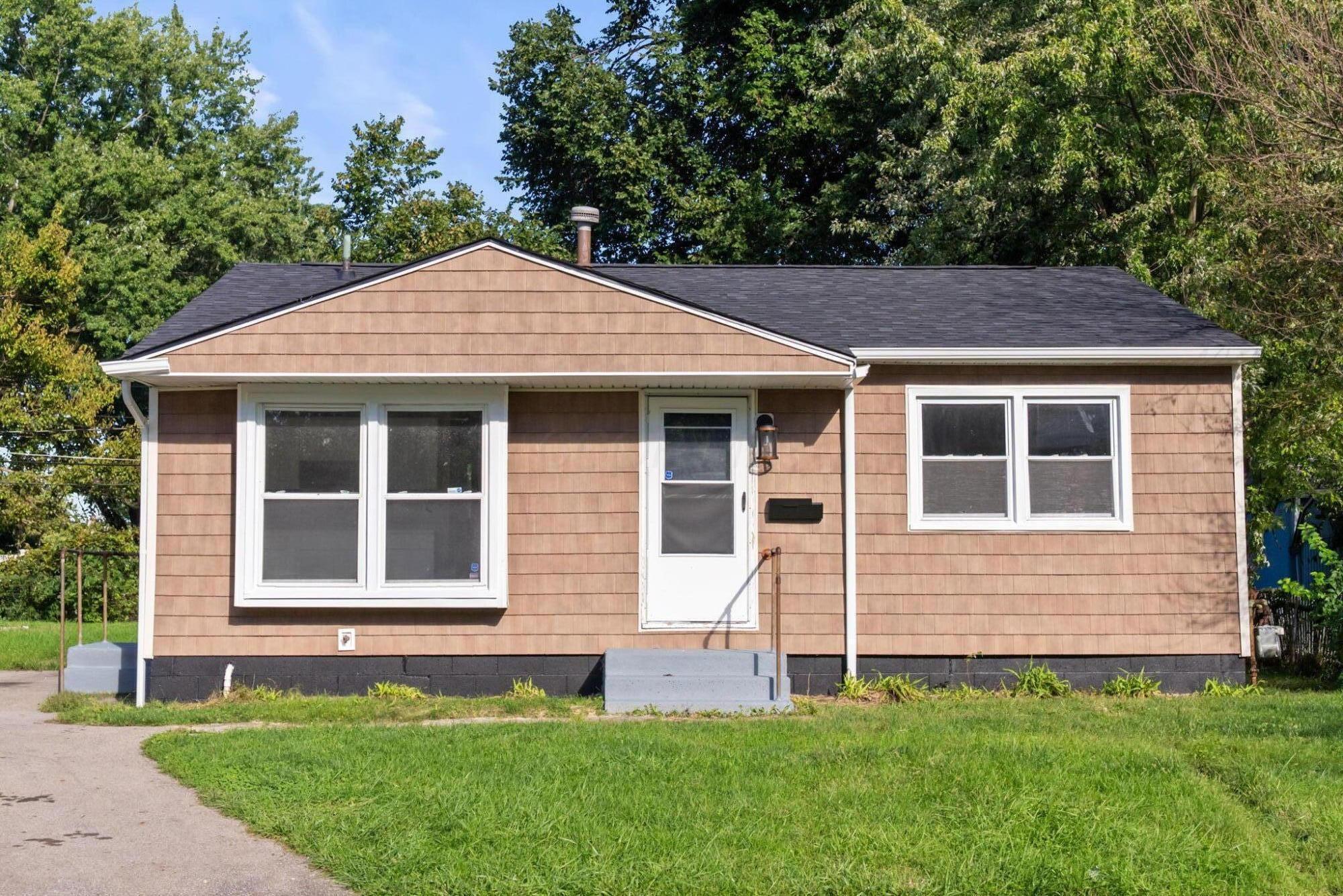 1576 Koebel Road Property Photo 1