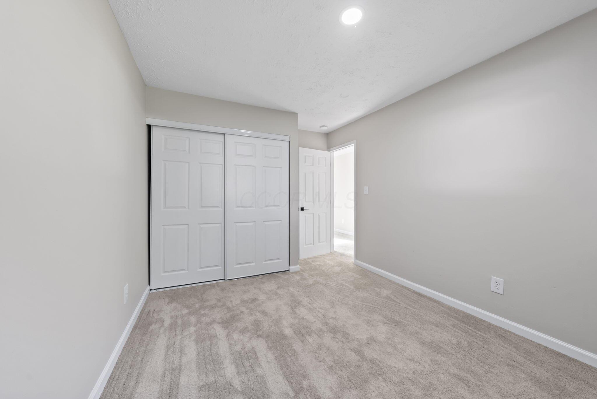 1576 Koebel Road Property Photo 10