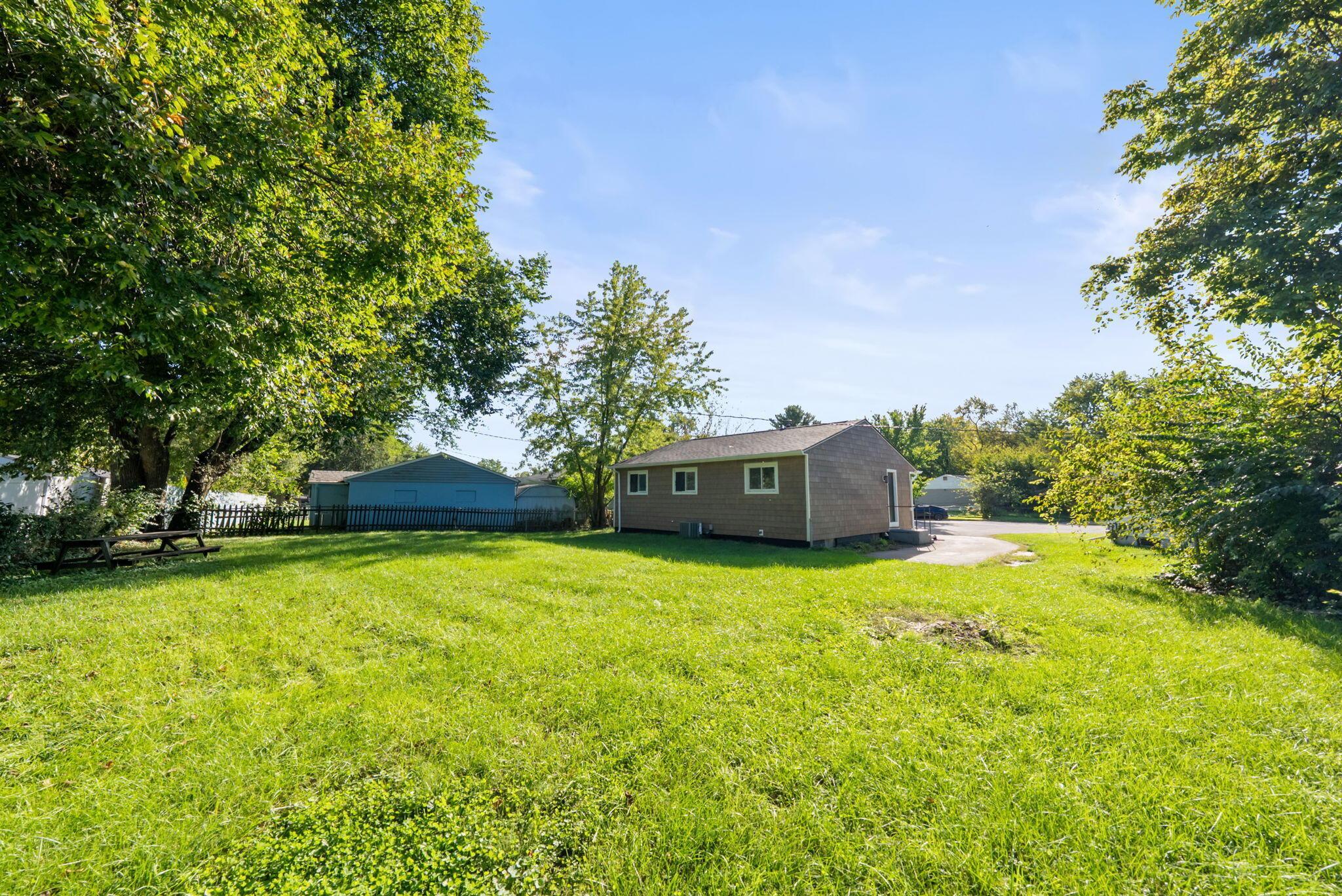 1576 Koebel Road Property Photo 24