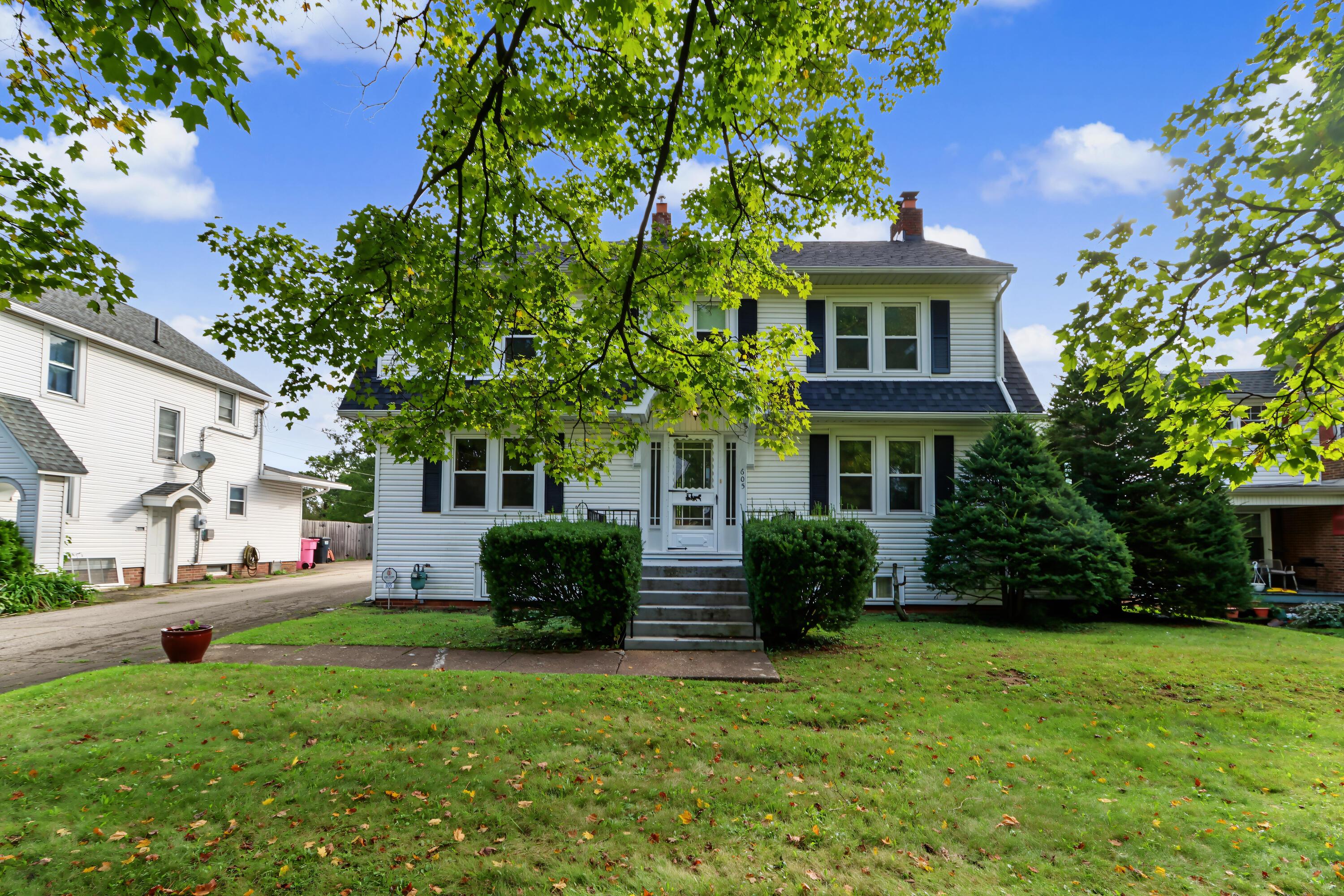 605 Scholl Road Property Photo 1
