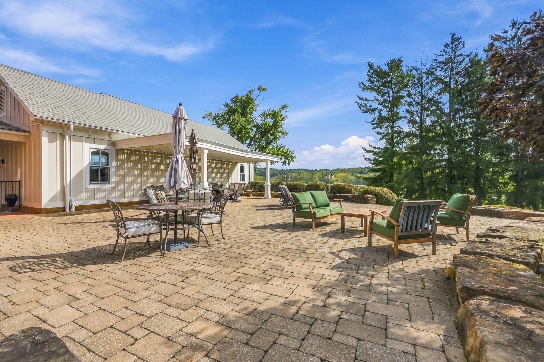 1398 Granville Pike Property Photo 50