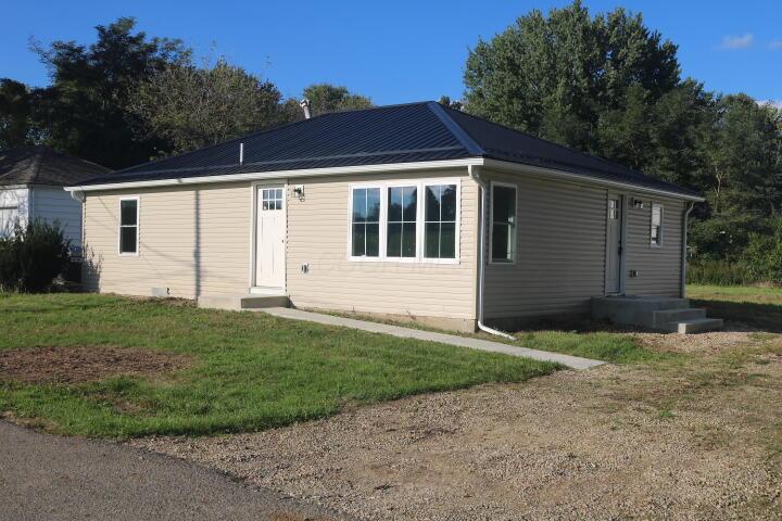 6 Yoakum Drive Property Photo 1
