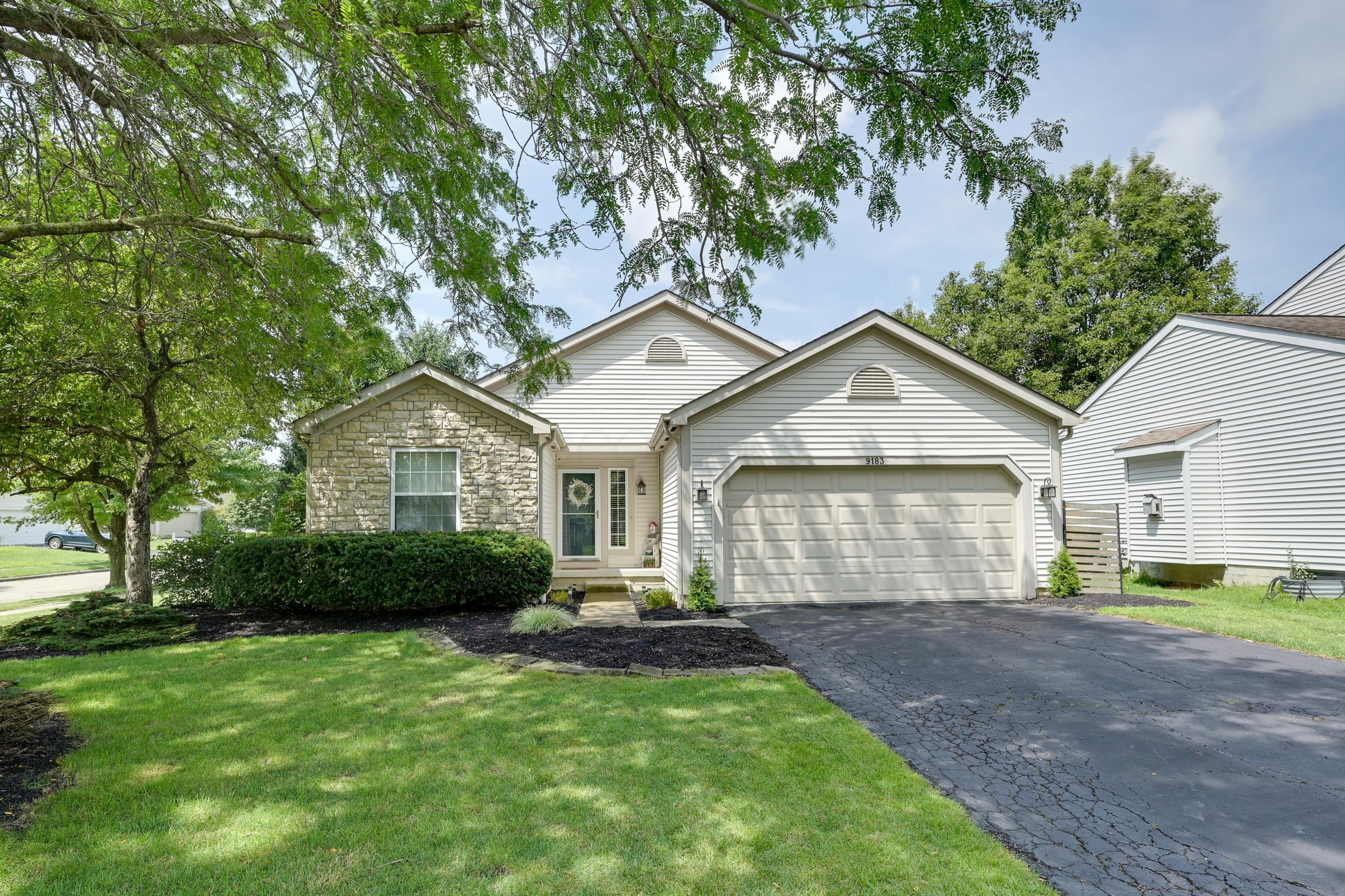 9183 Prestwick Green Drive Property Photo 1