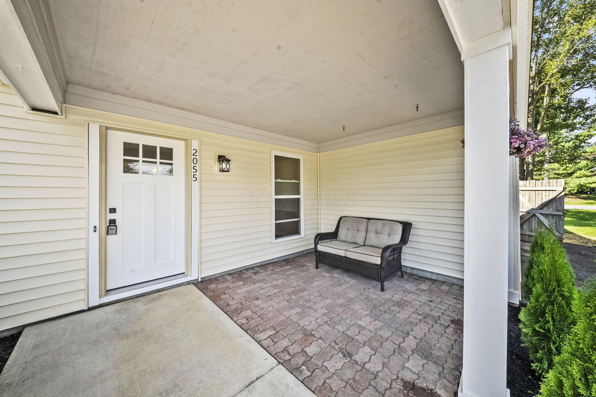 2055 Wimberly Court Property Photo 3