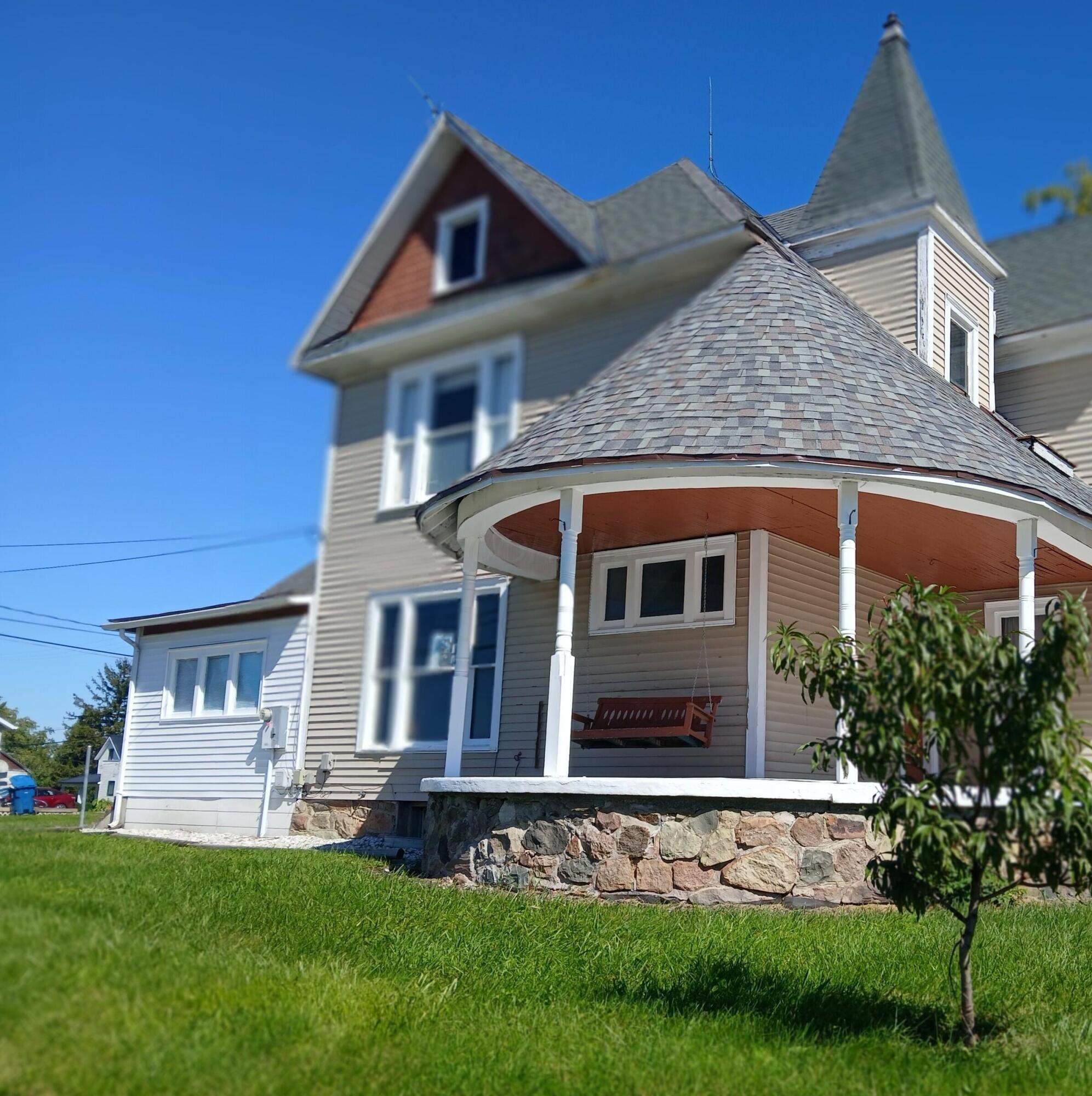 102 Jackson