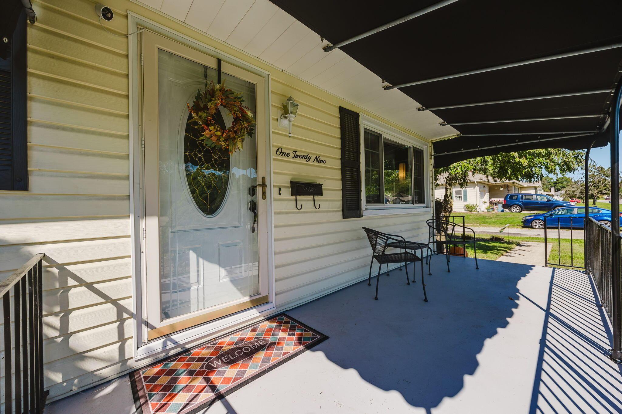 129 Kanawha Road Property Photo 9