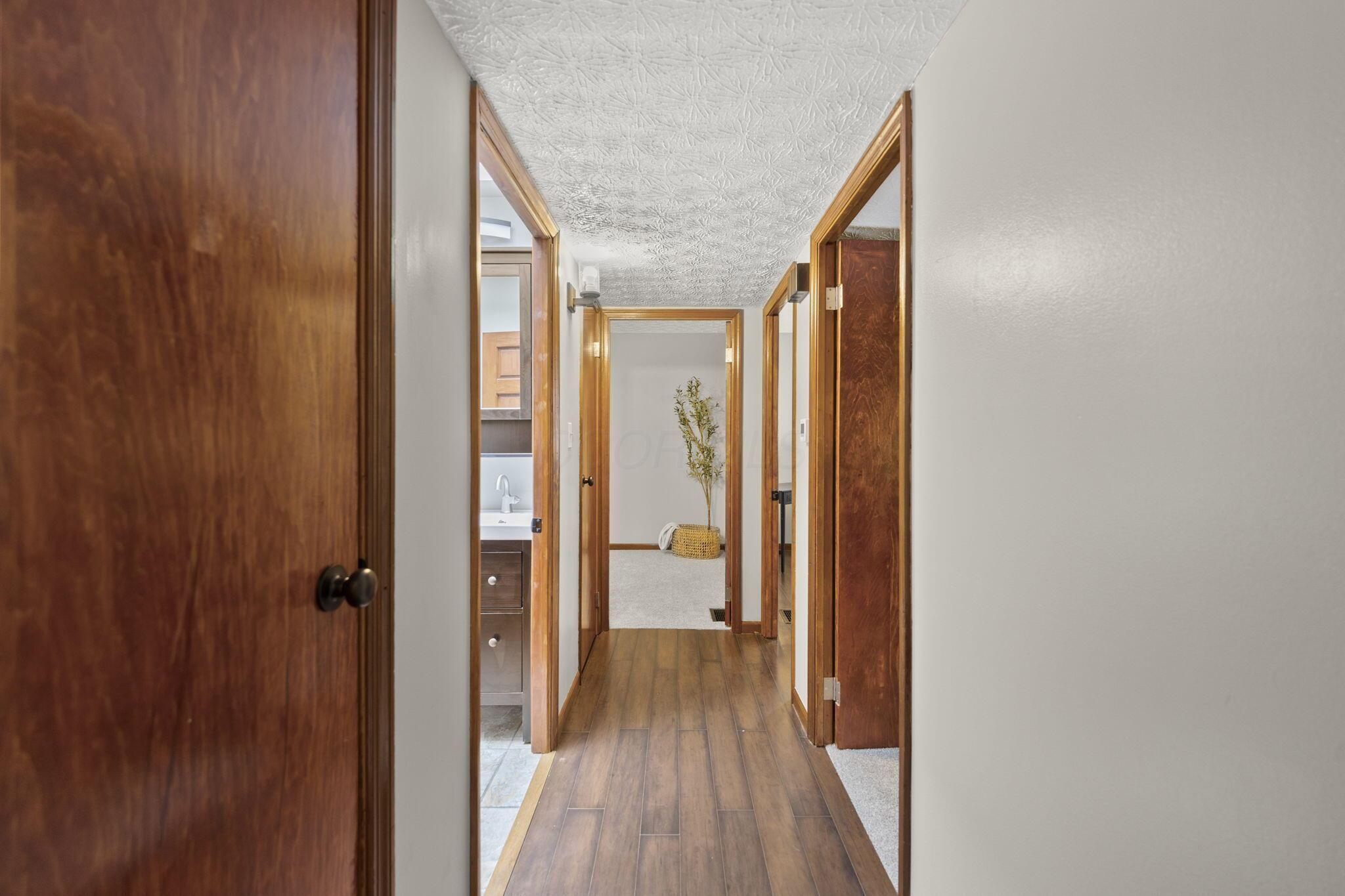 715 E Cooke Road Property Photo 15