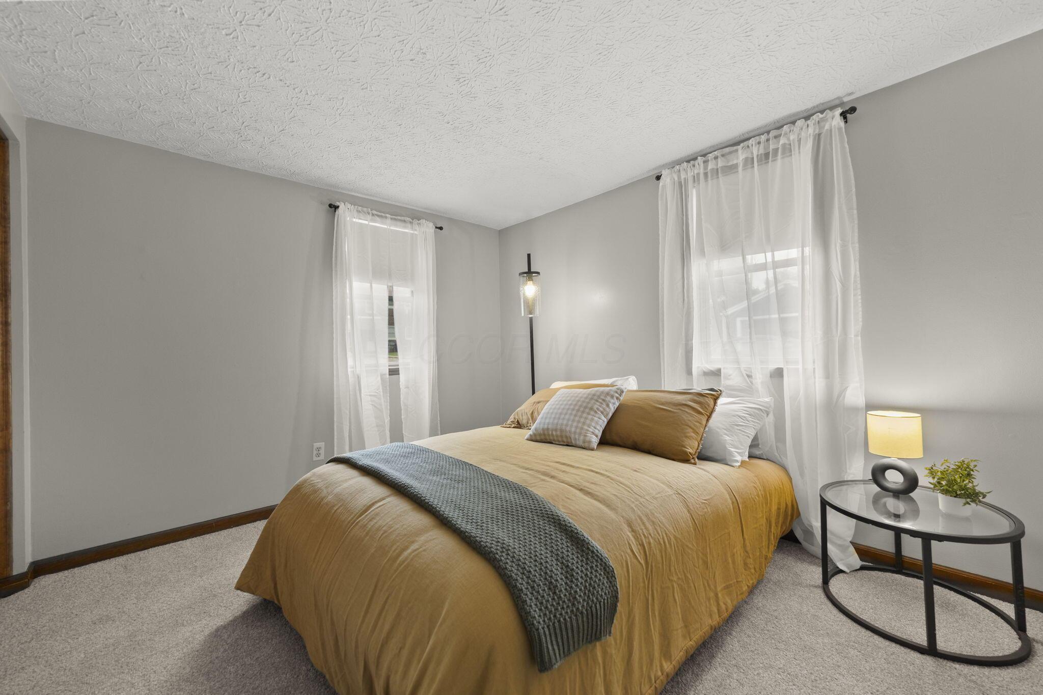715 E Cooke Road Property Photo 18