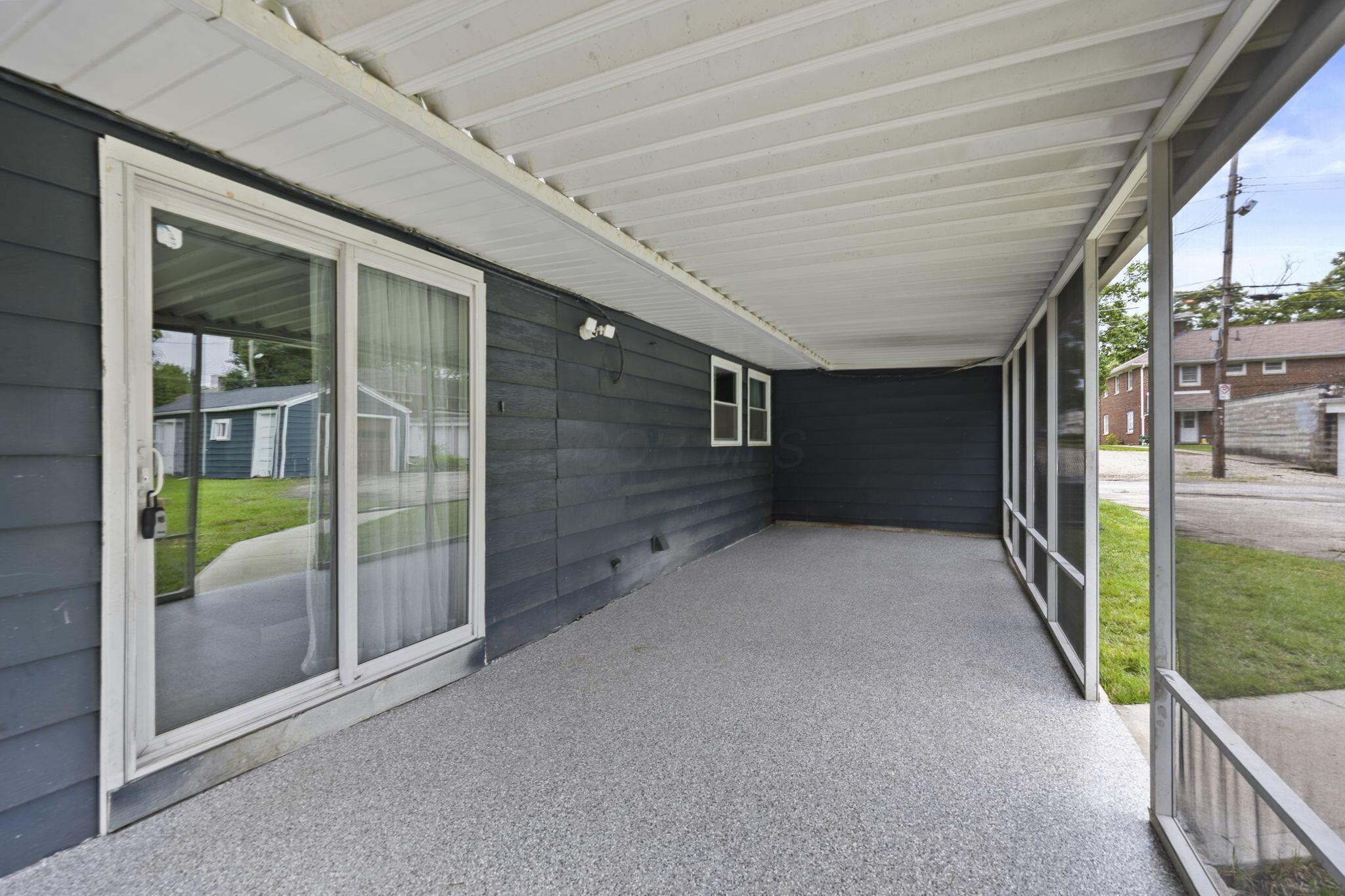 715 E Cooke Road Property Photo 28