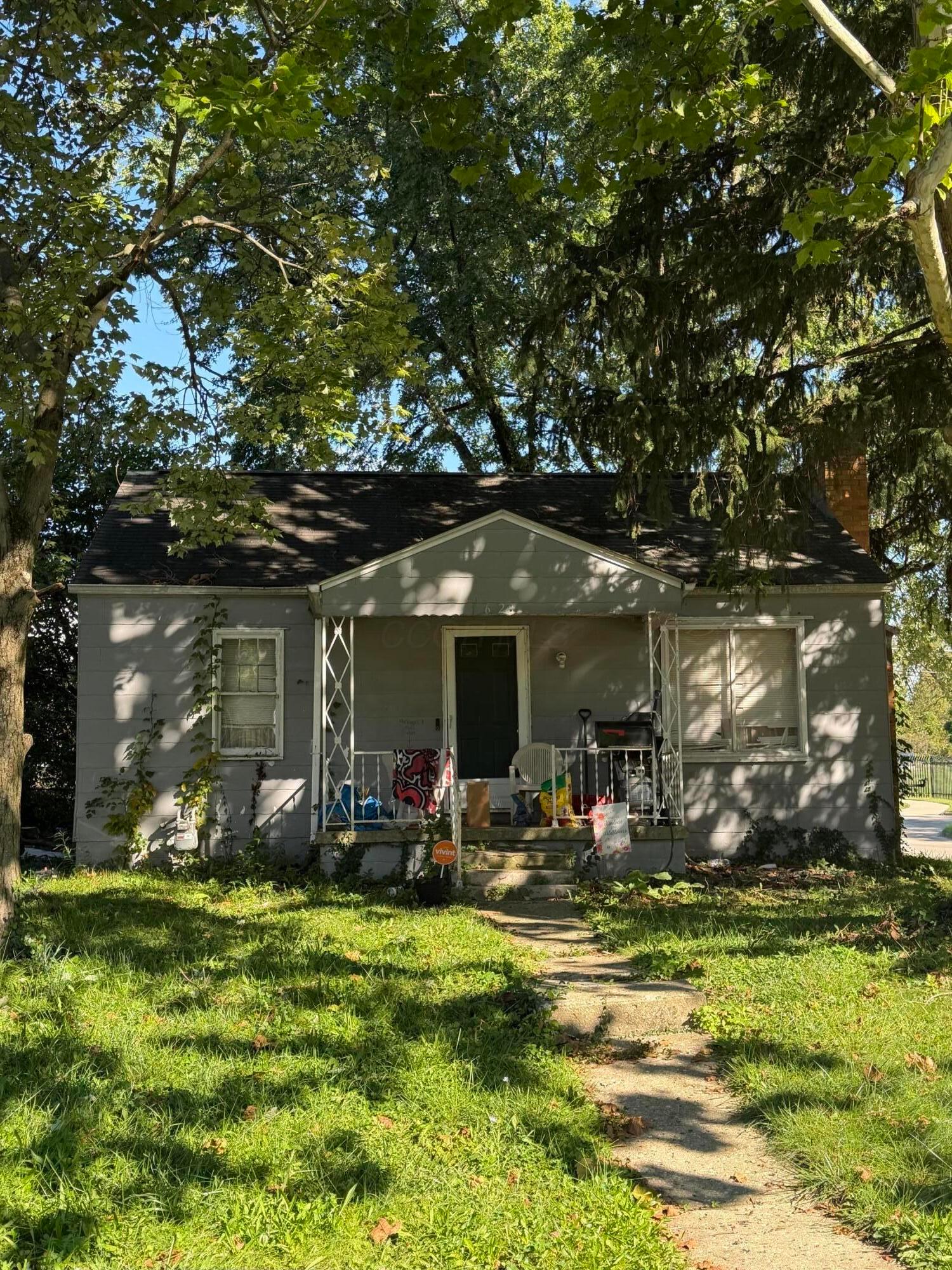 628 S Napoleon Avenue Property Photo 1