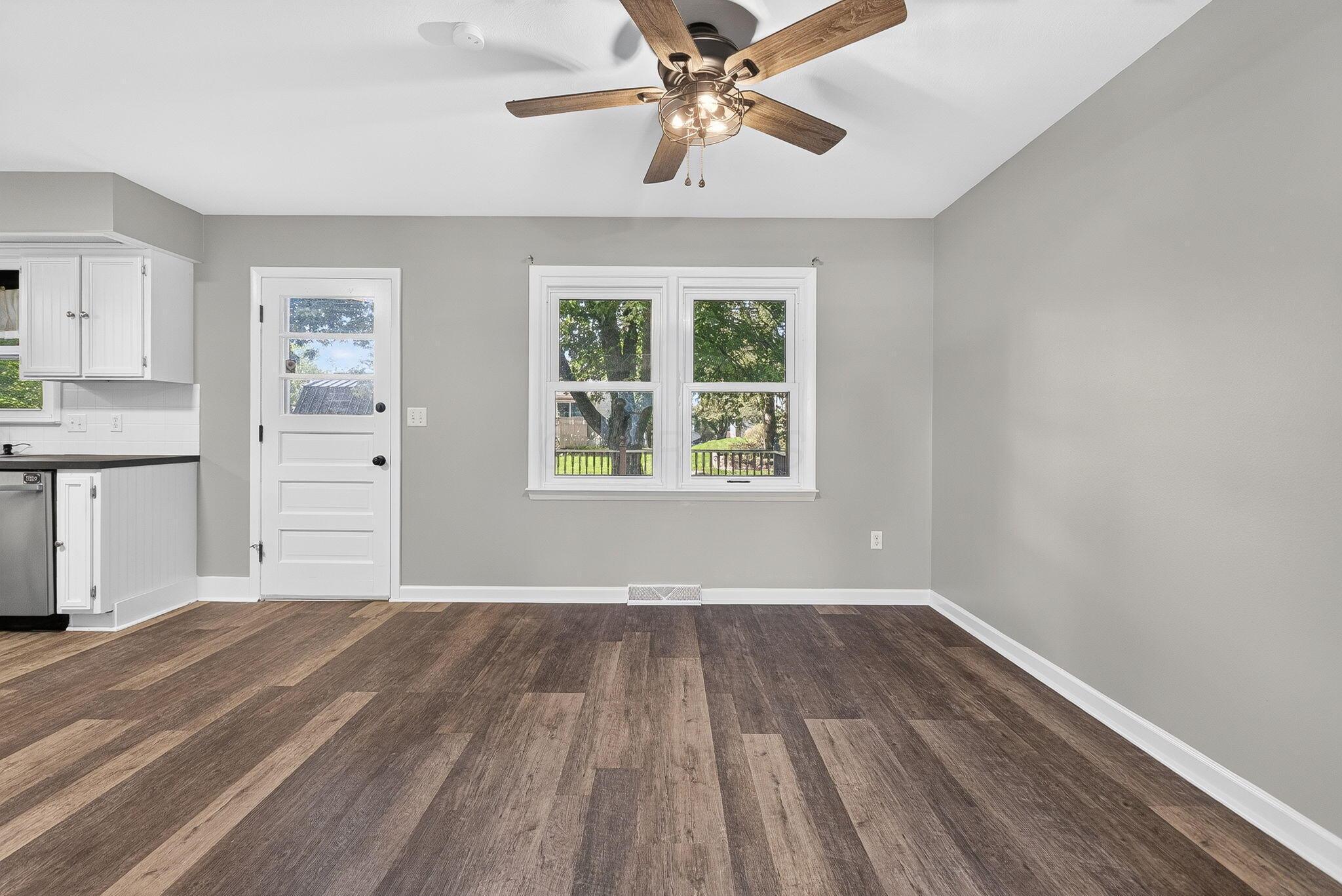 824 Ridgeview Drive Property Photo 12