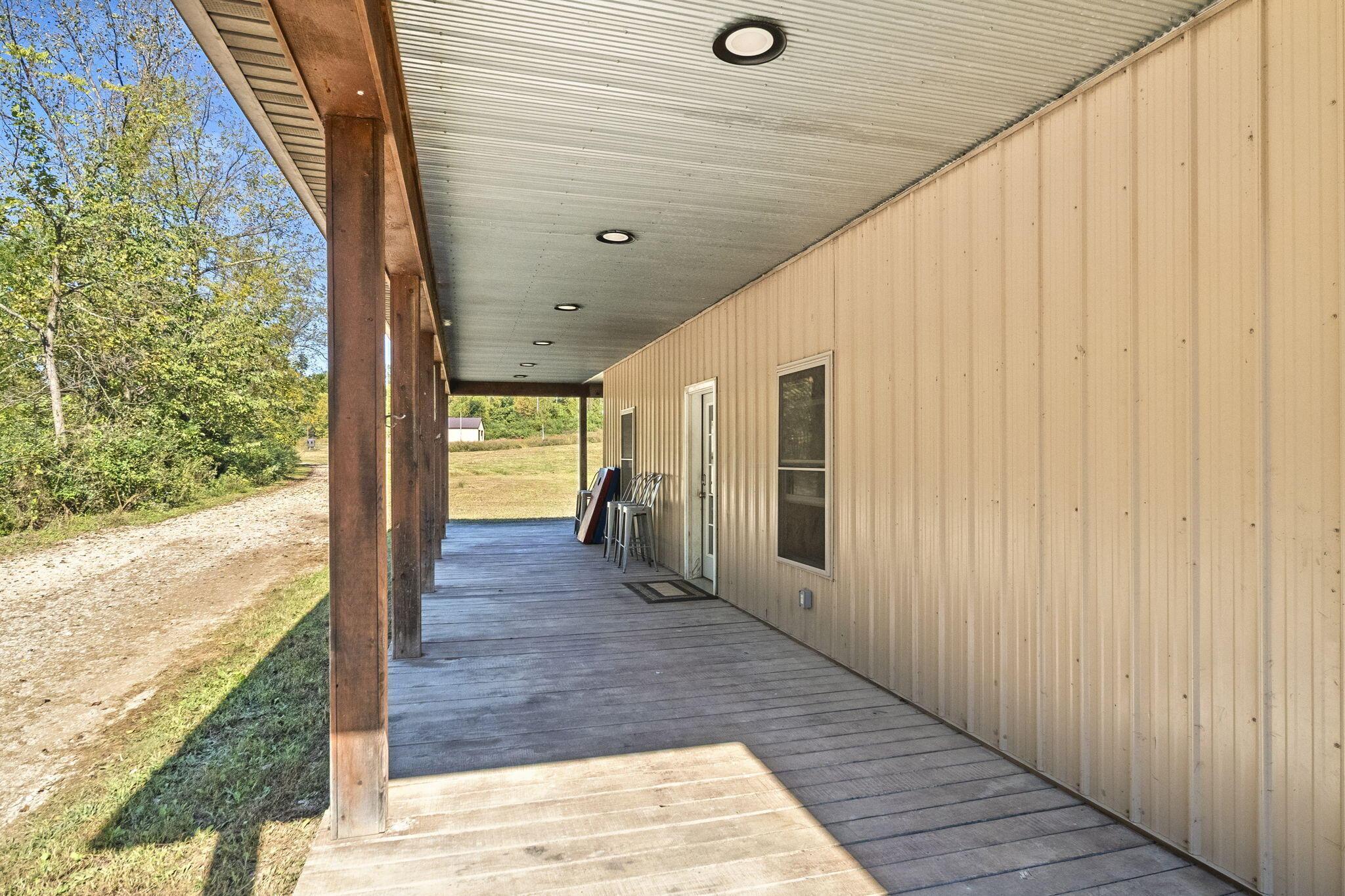 15909 Middlefork Road Property Photo 5