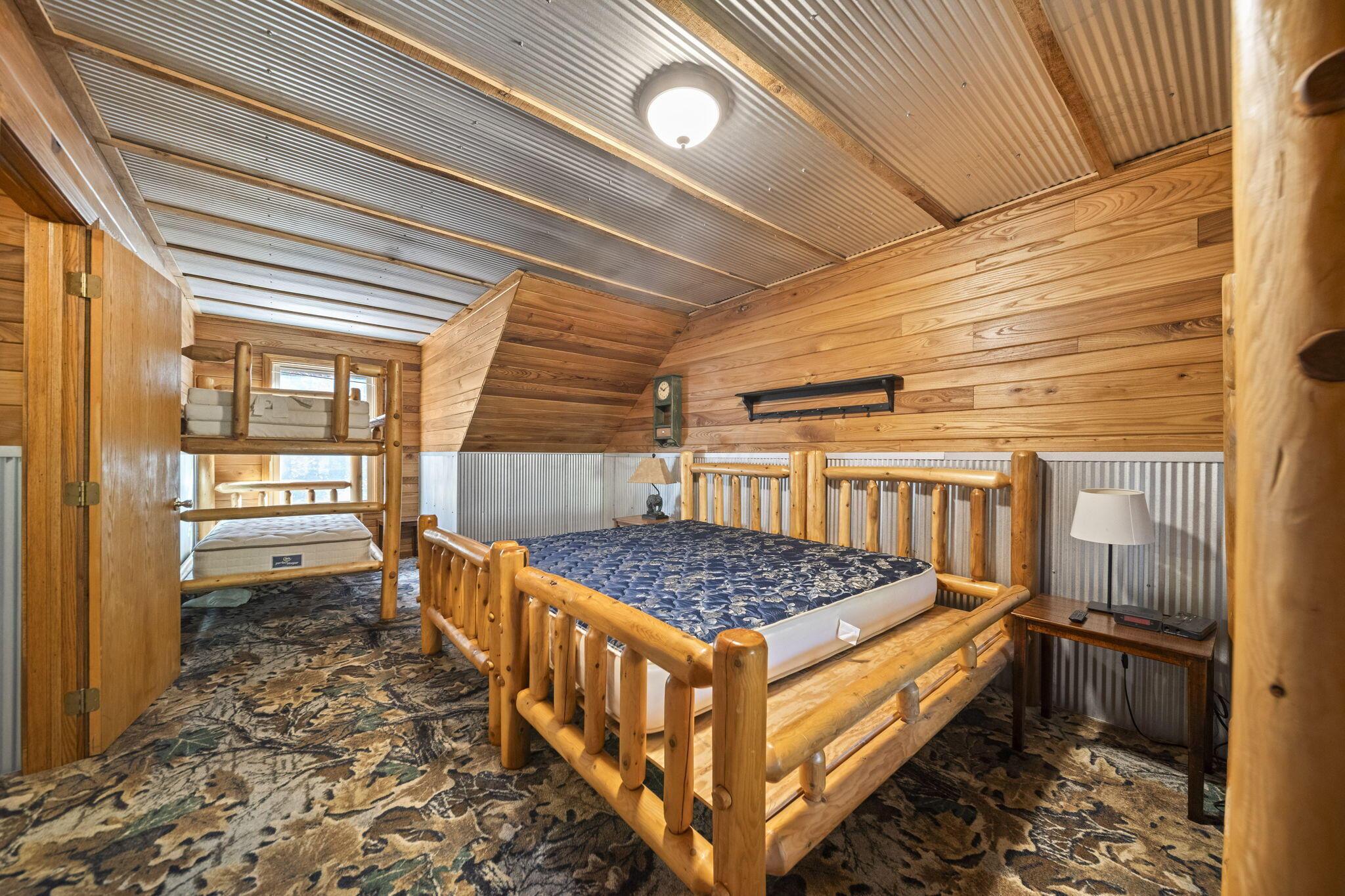 15909 Middlefork Road Property Photo 27