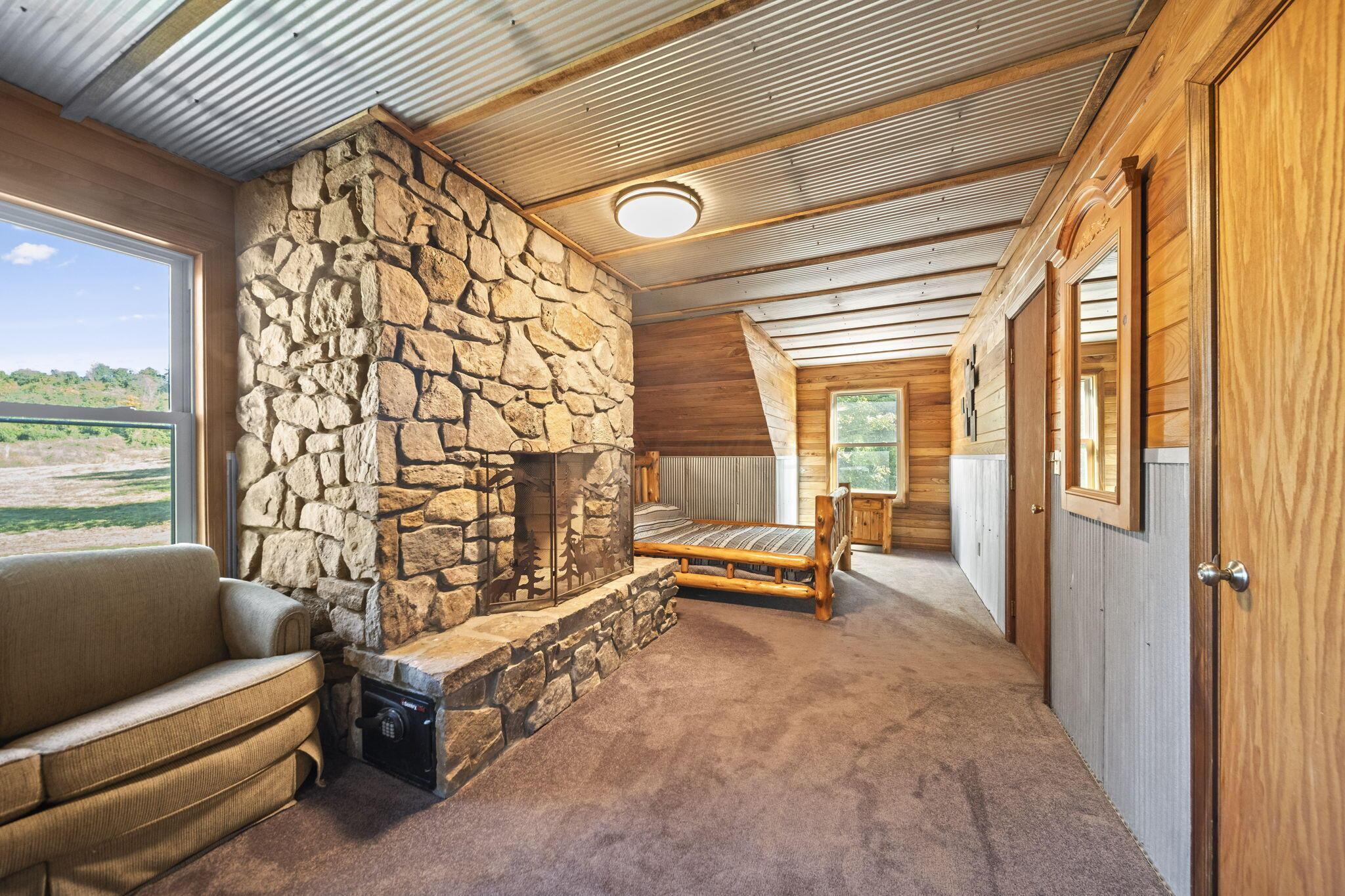 15909 Middlefork Road Property Photo 29