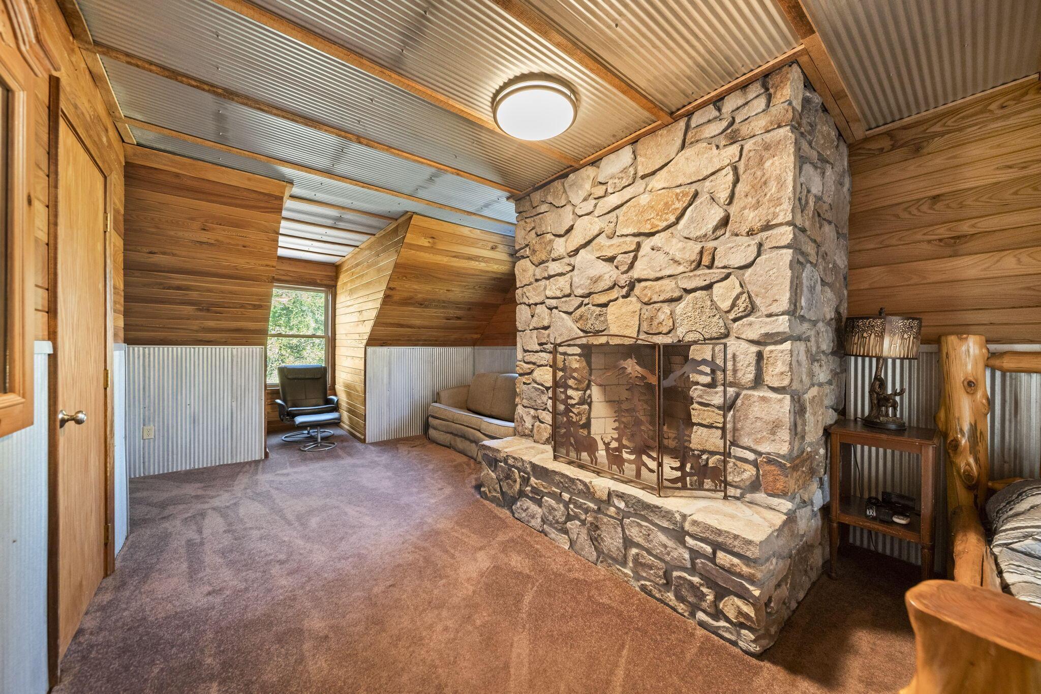 15909 Middlefork Road Property Photo 32