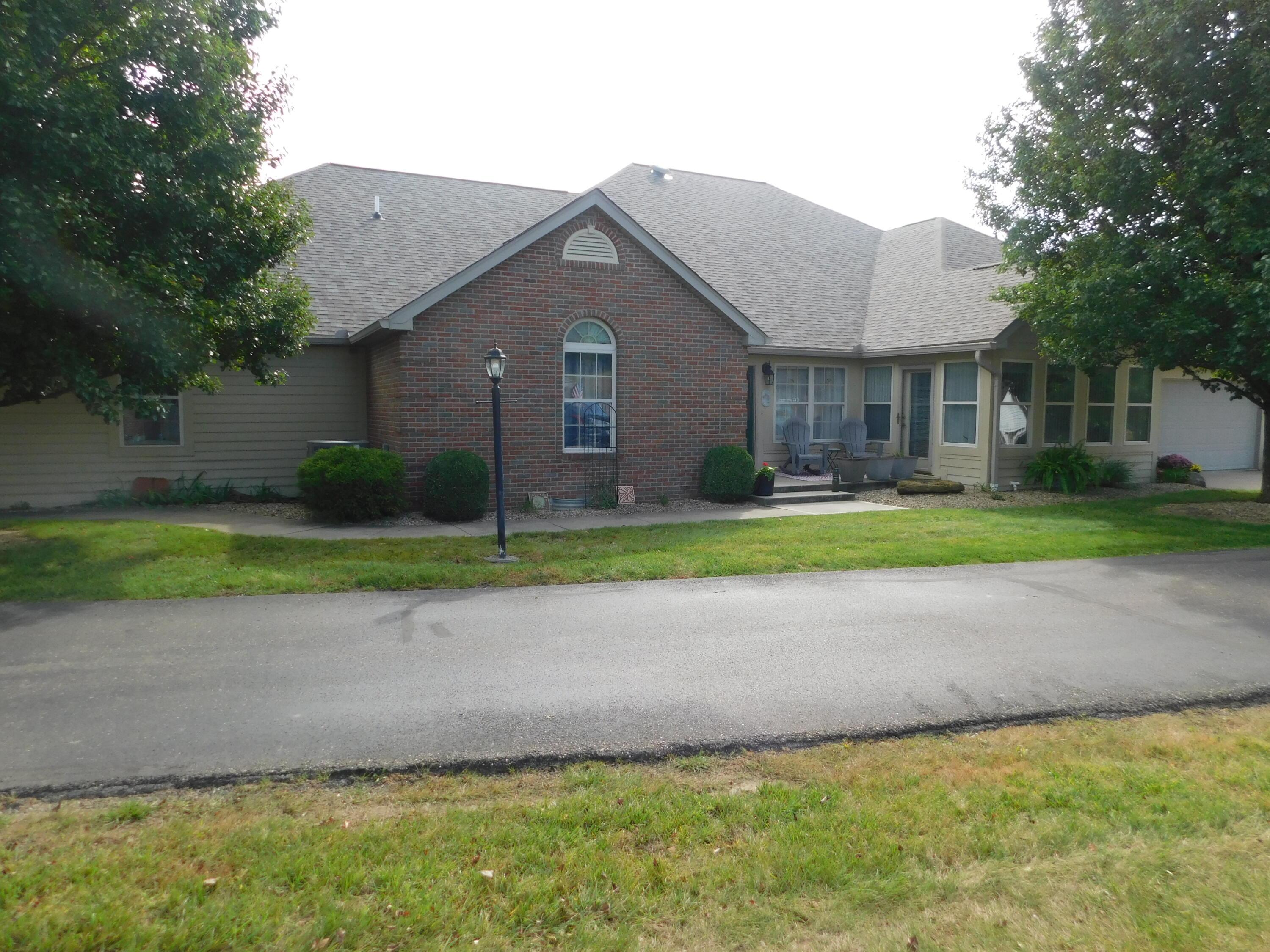 537 Edgehill Circle Property Photo 2