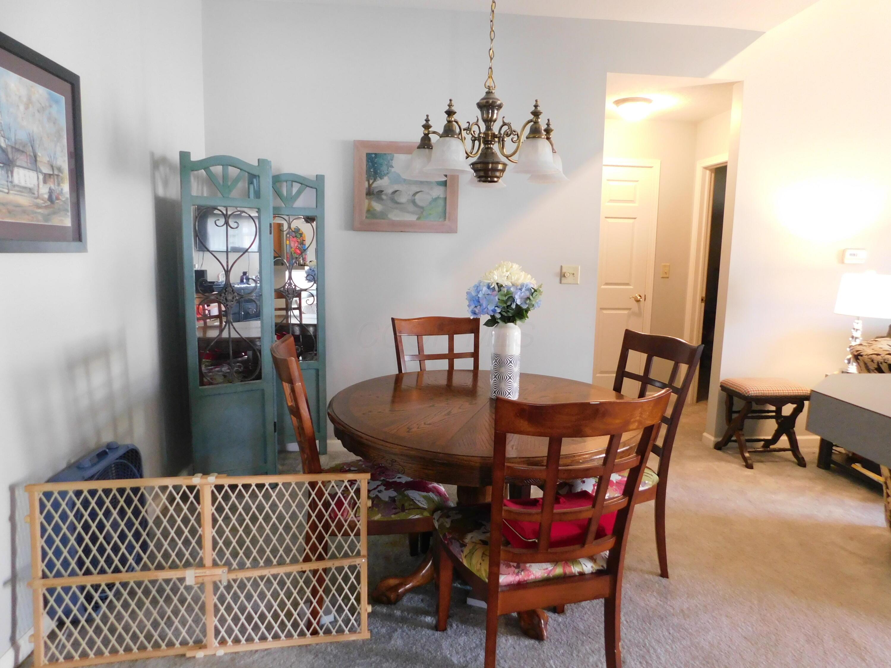 537 Edgehill Circle Property Photo 13