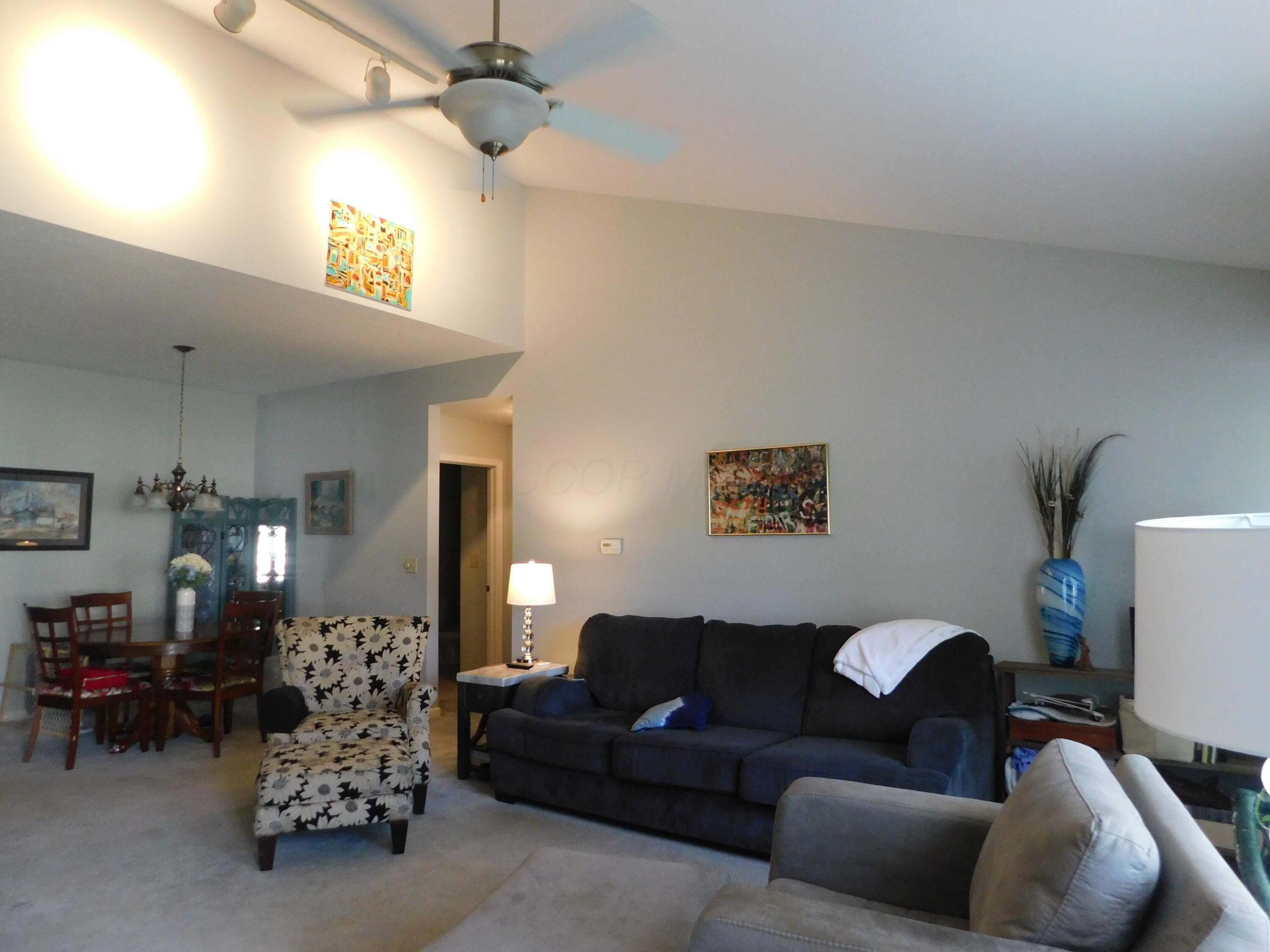 537 Edgehill Circle Property Photo 17