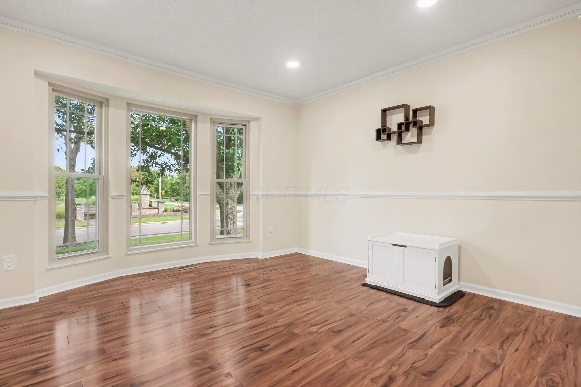 5651 Anglesea Drive Property Photo 14