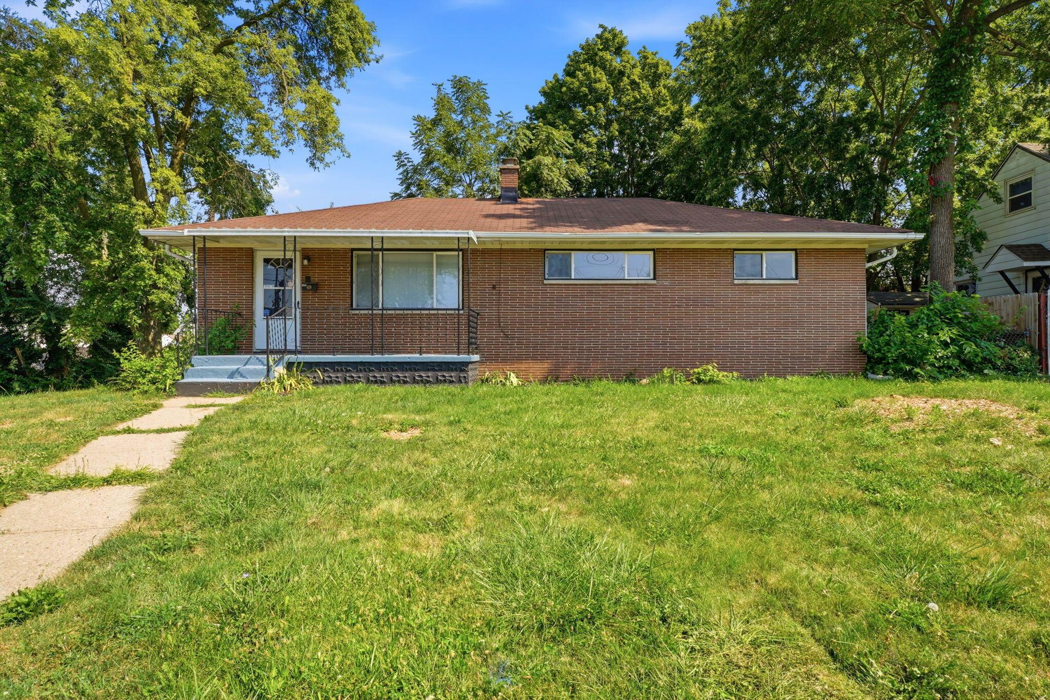 904 Reeb Avenue Property Photo 1