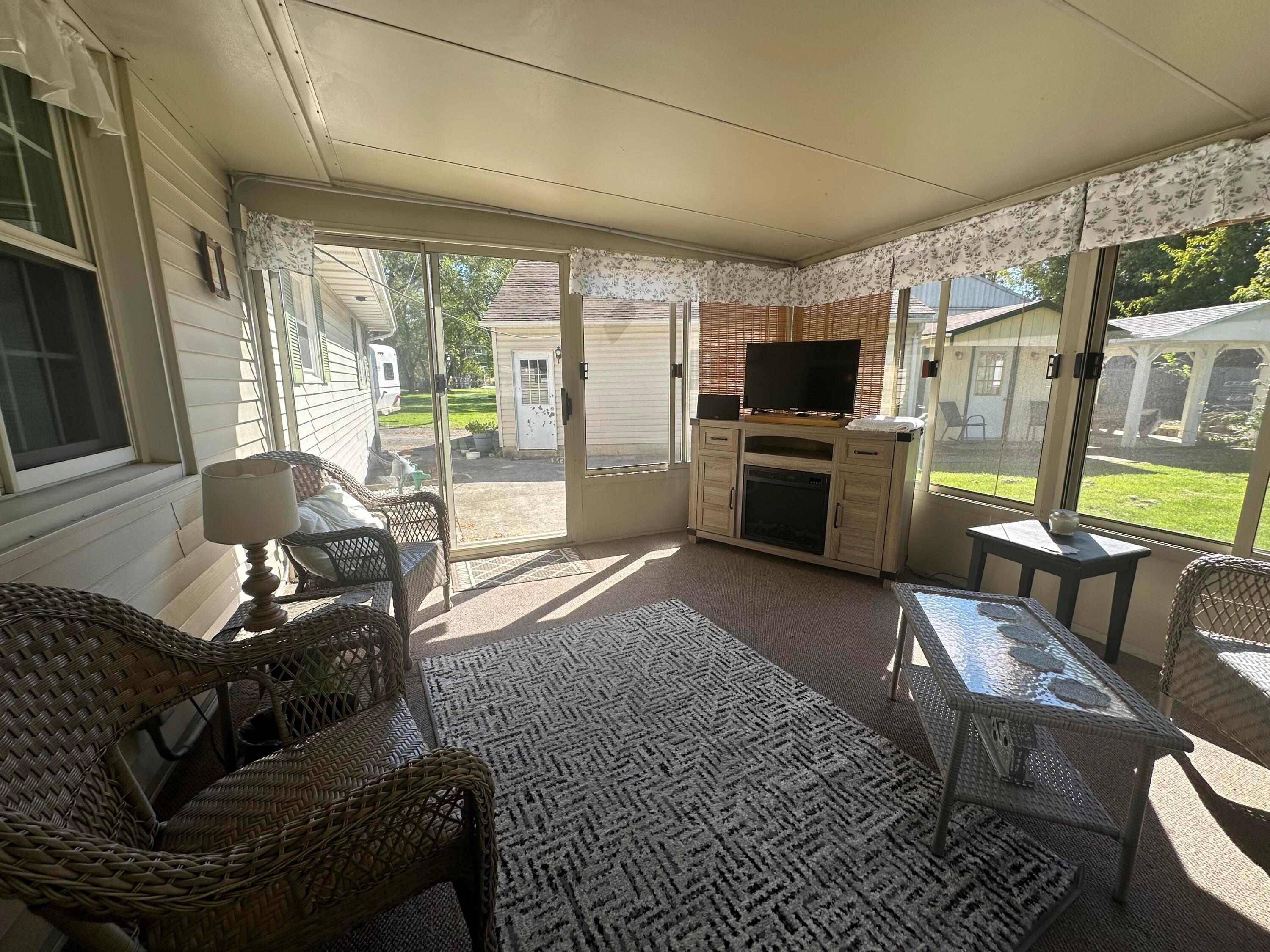 340 S Napoleon Road Property Photo 27