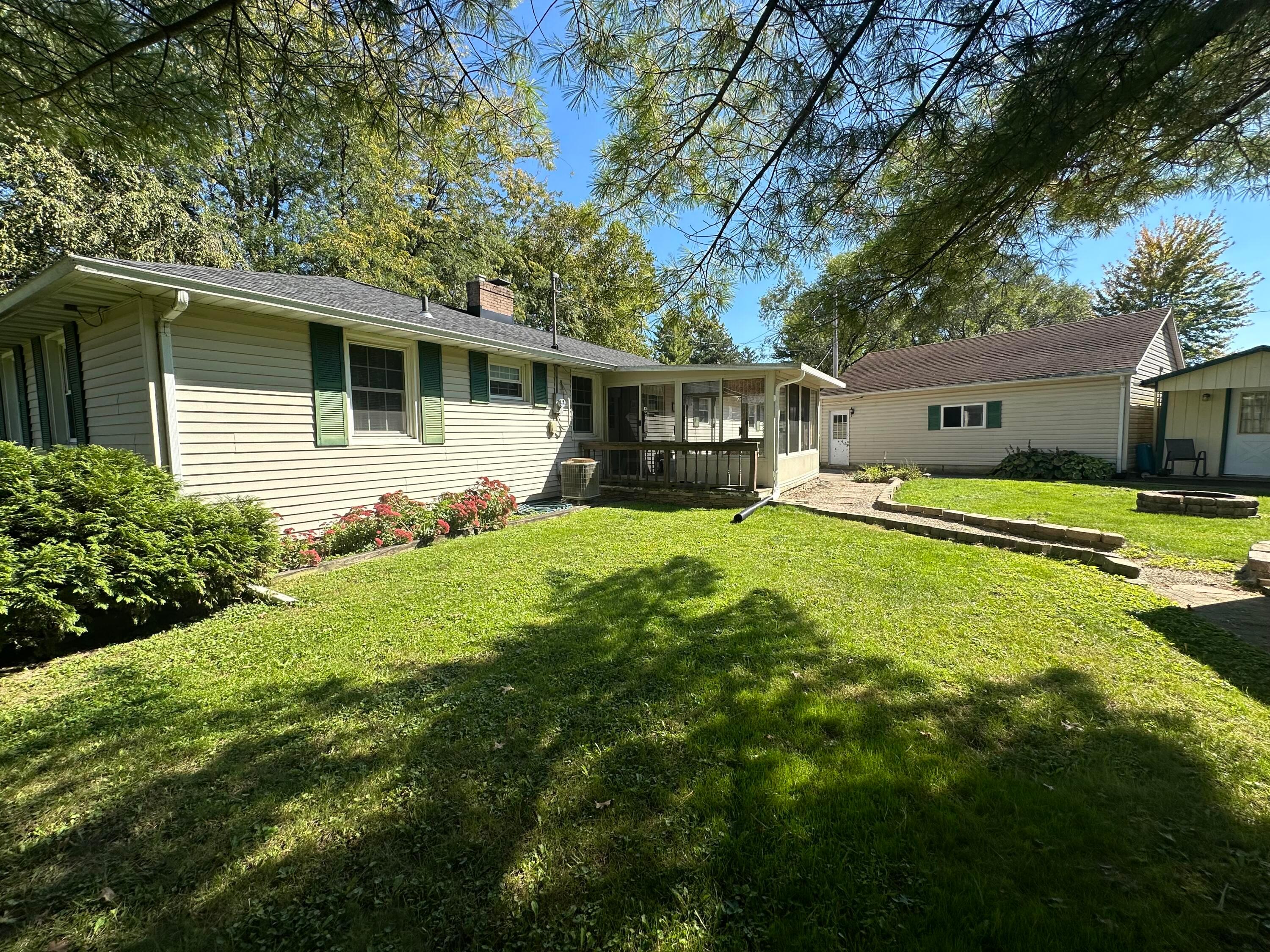 340 S Napoleon Road Property Photo 32