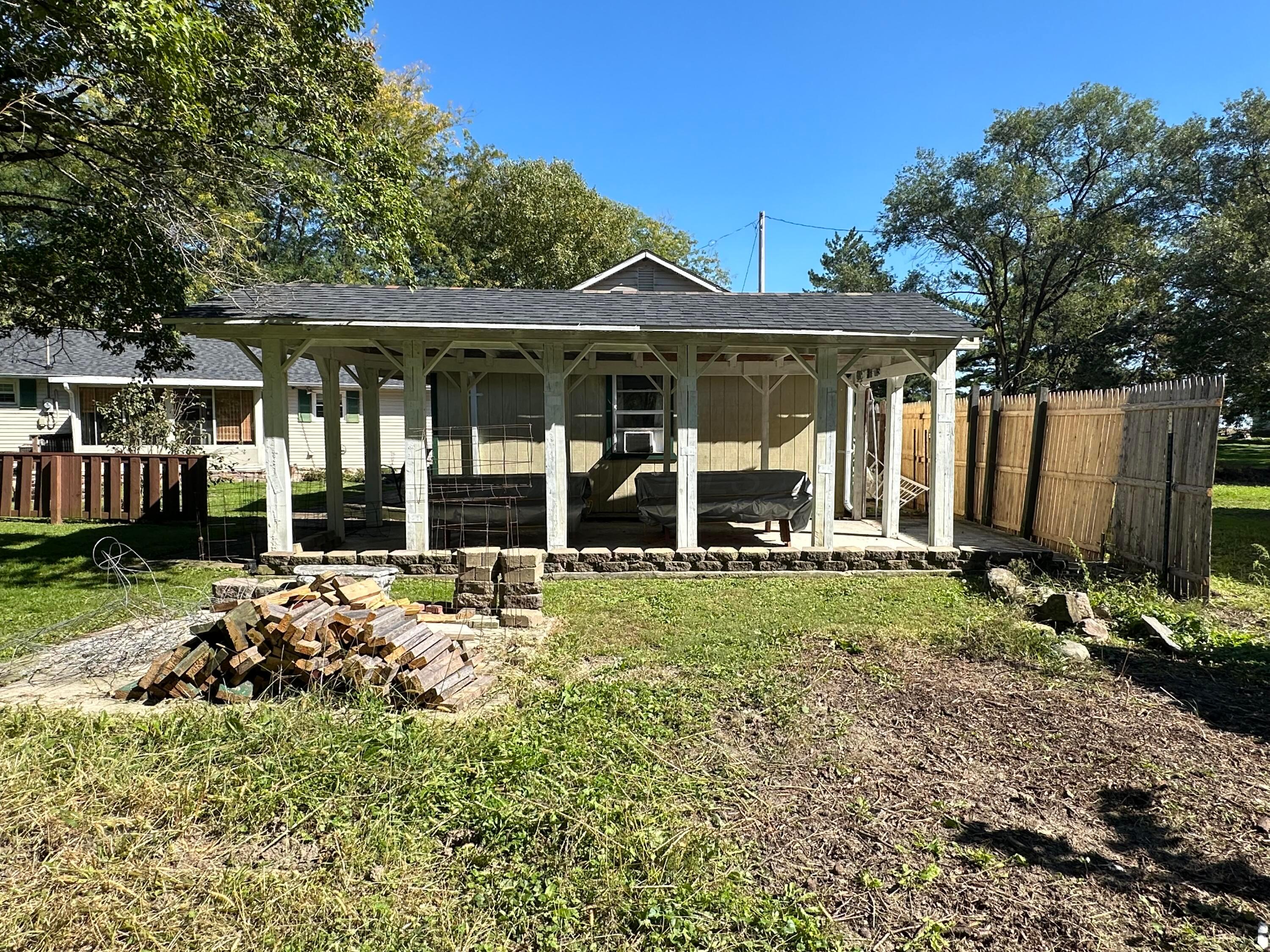340 S Napoleon Road Property Photo 38