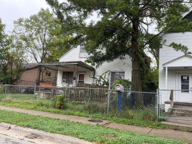 2781 E 6th Avenue Property Photo 2