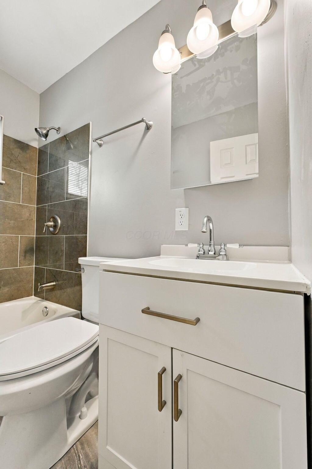 3049 Durham Drive Property Photo 25