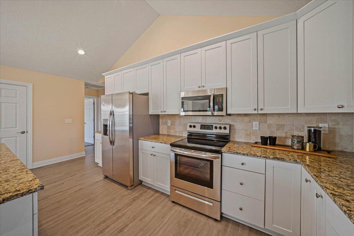 109 Narragansett Drive Property Photo 16
