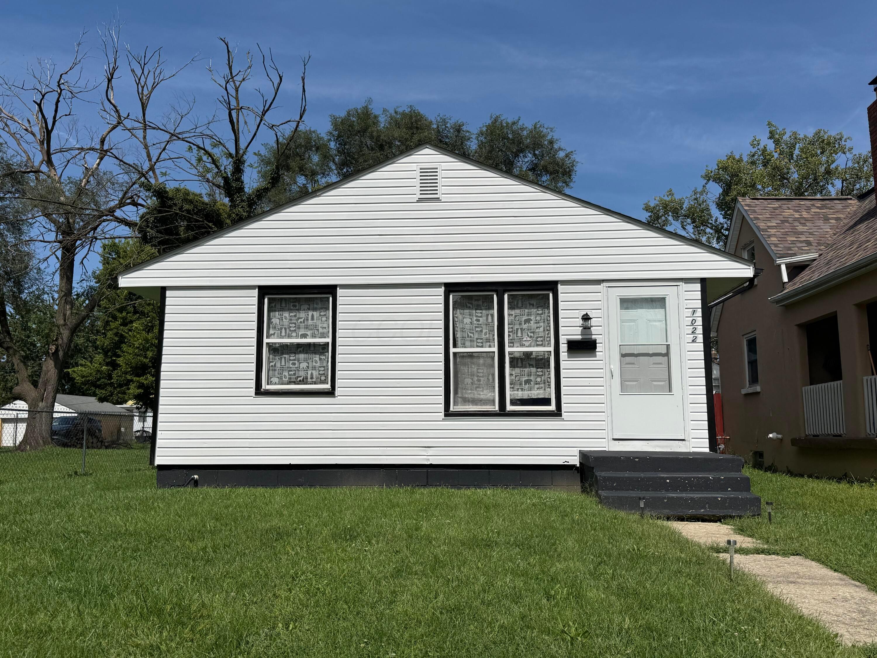1022 E 17th Avenue Property Photo 1