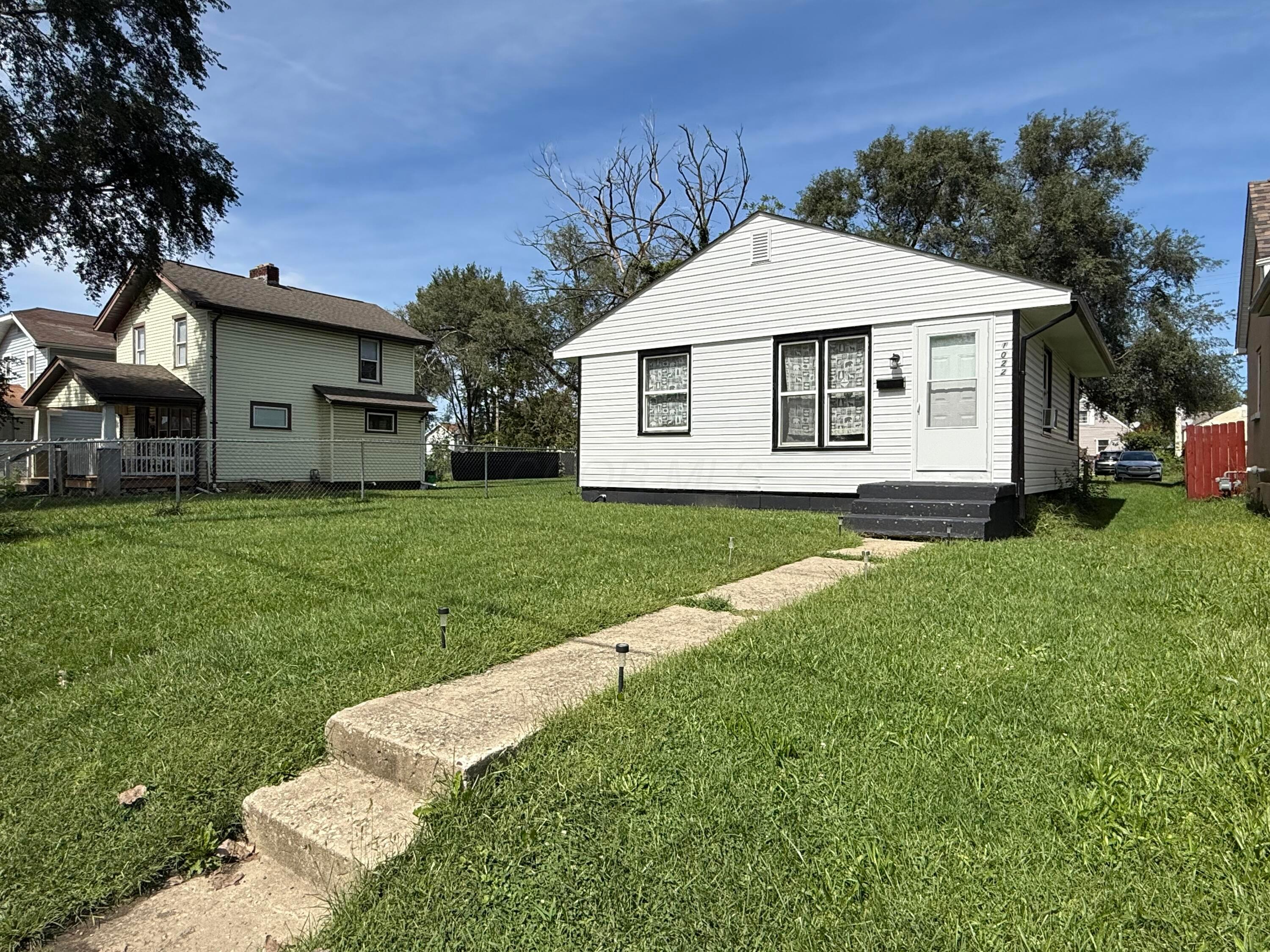 1022 E 17th Avenue Property Photo 1