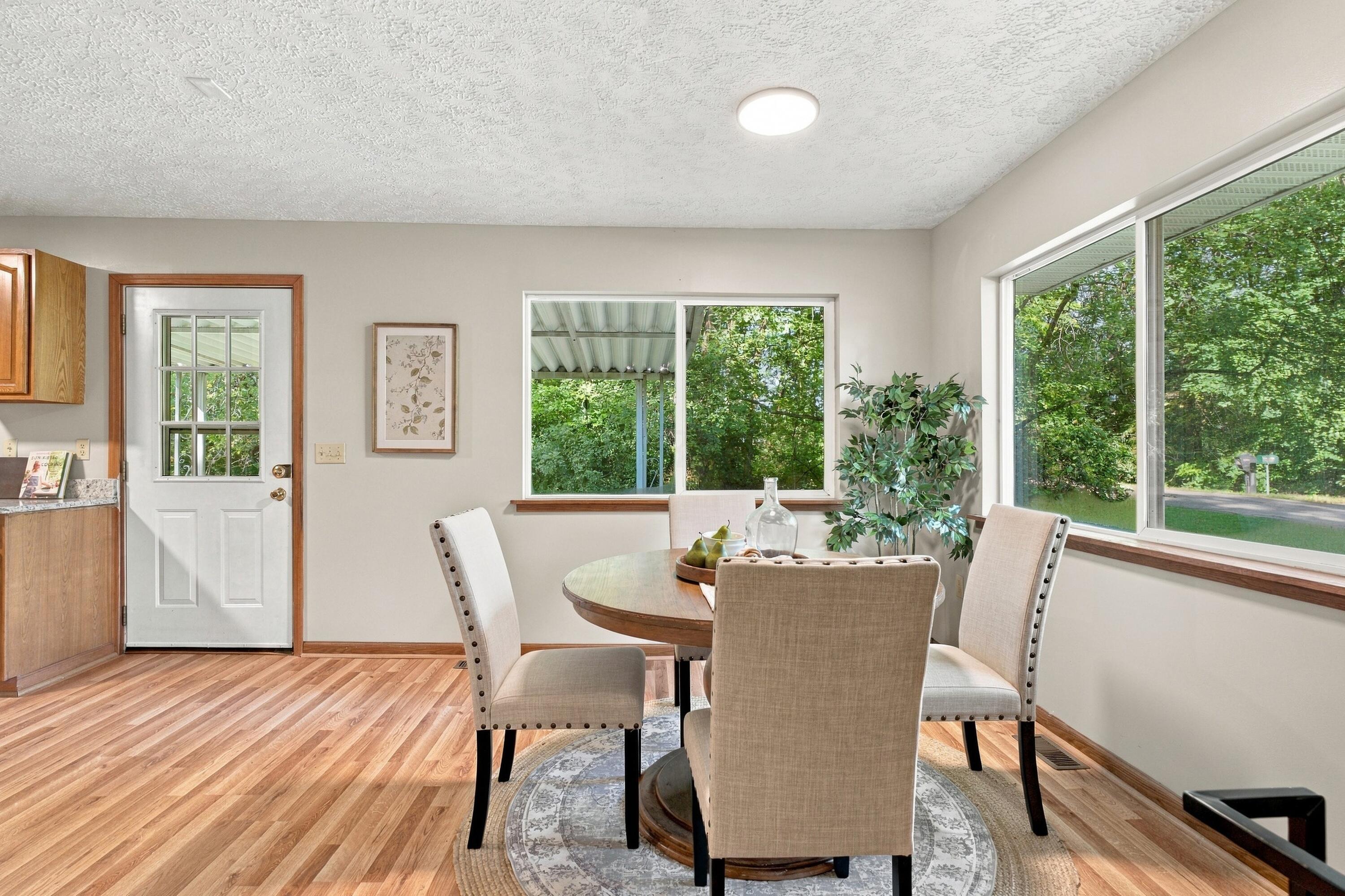 2533 Brooklyn Road Property Photo 15