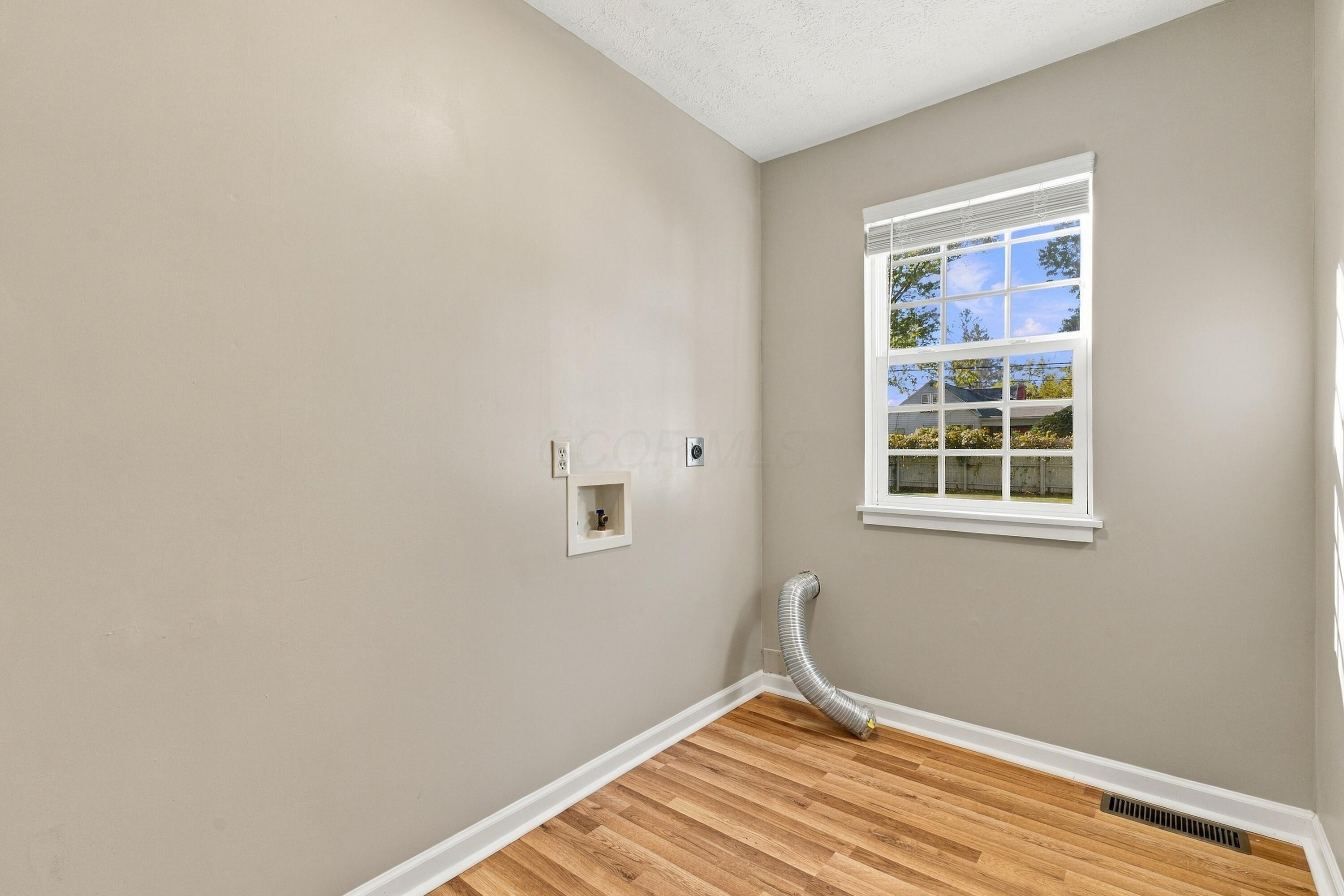 2533 Brooklyn Road Property Photo 29