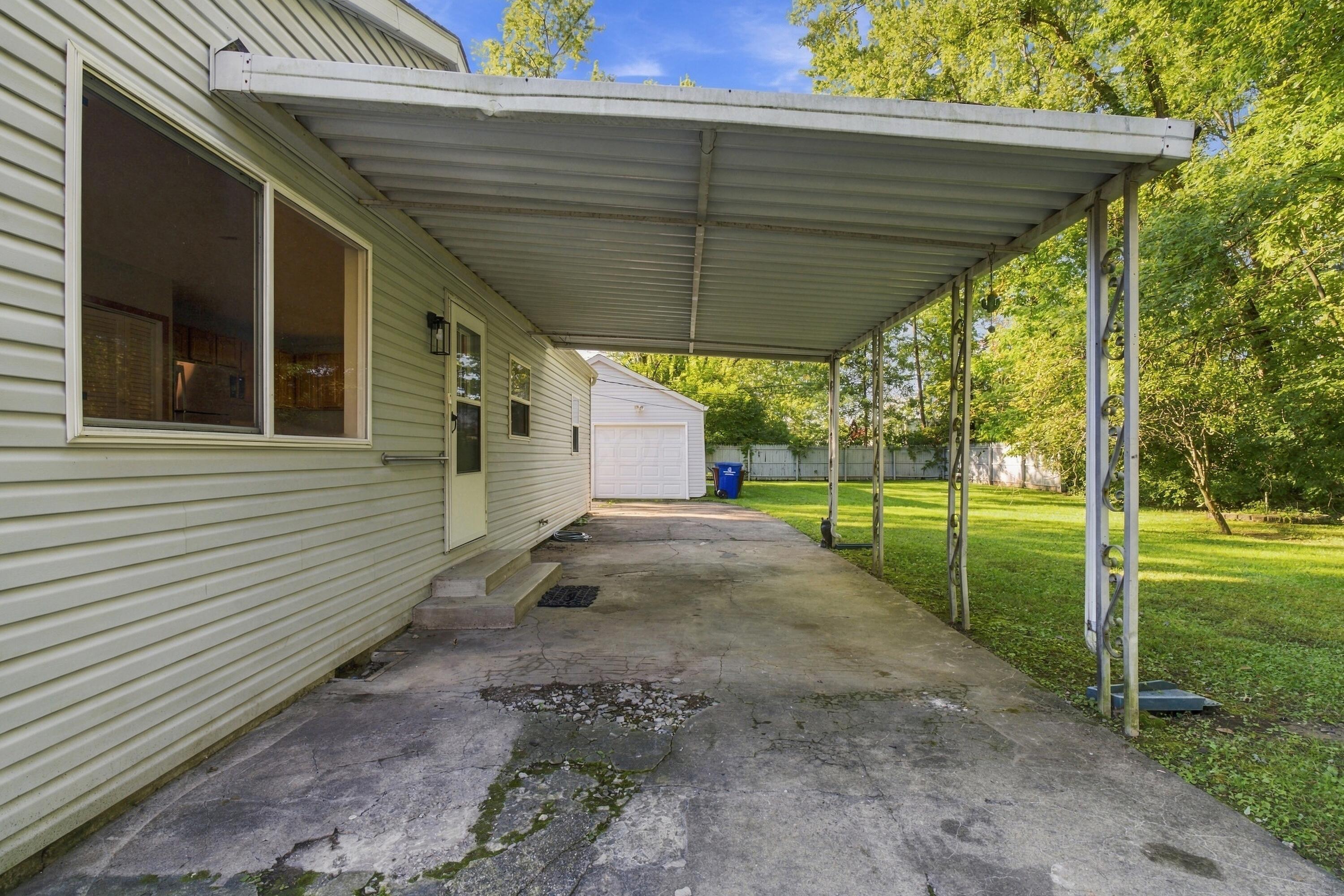 2533 Brooklyn Road Property Photo 31