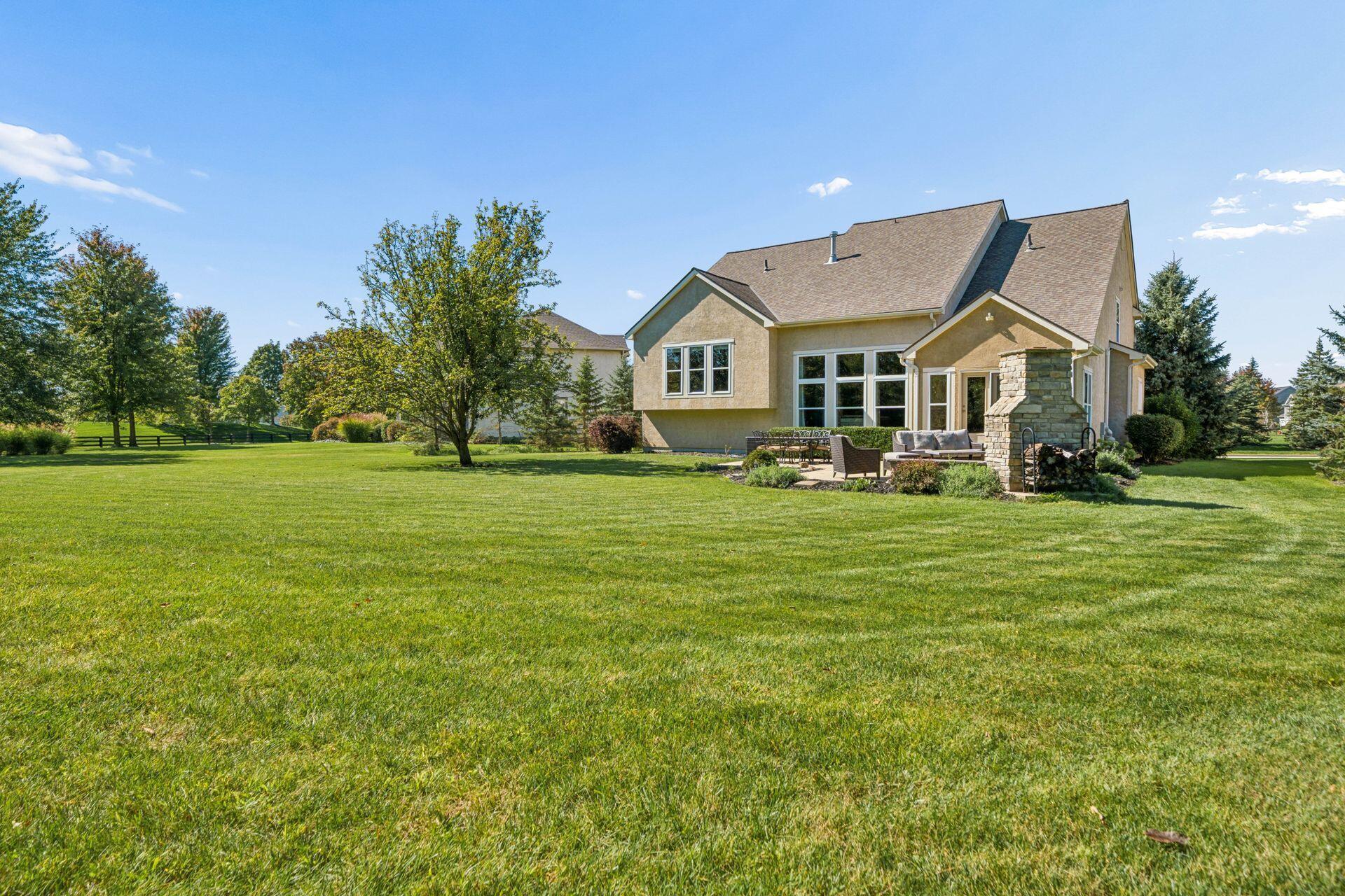 3610 Hickory Rock Drive Property Photo 6