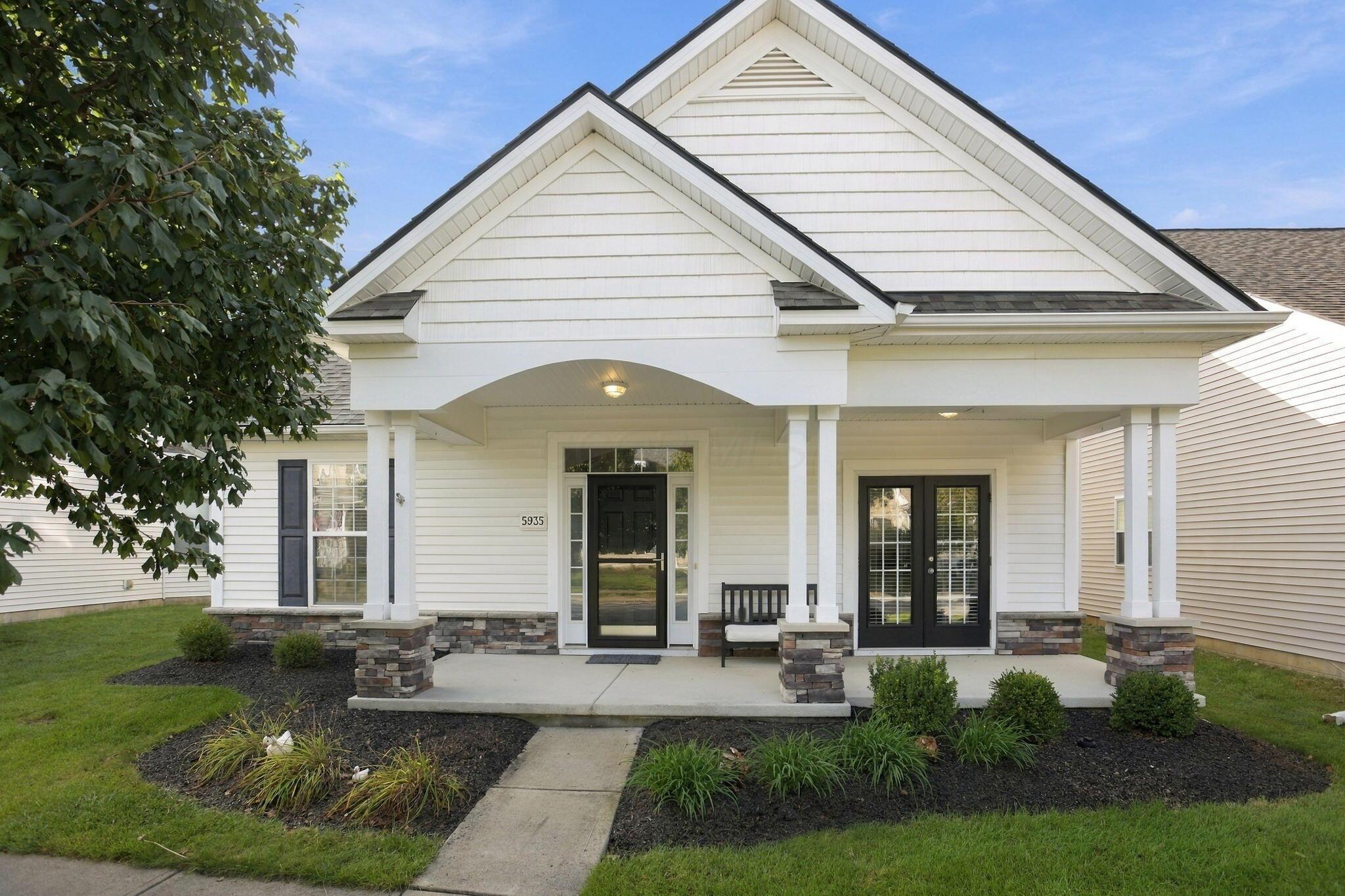5935 Meehan Road Property Photo 1