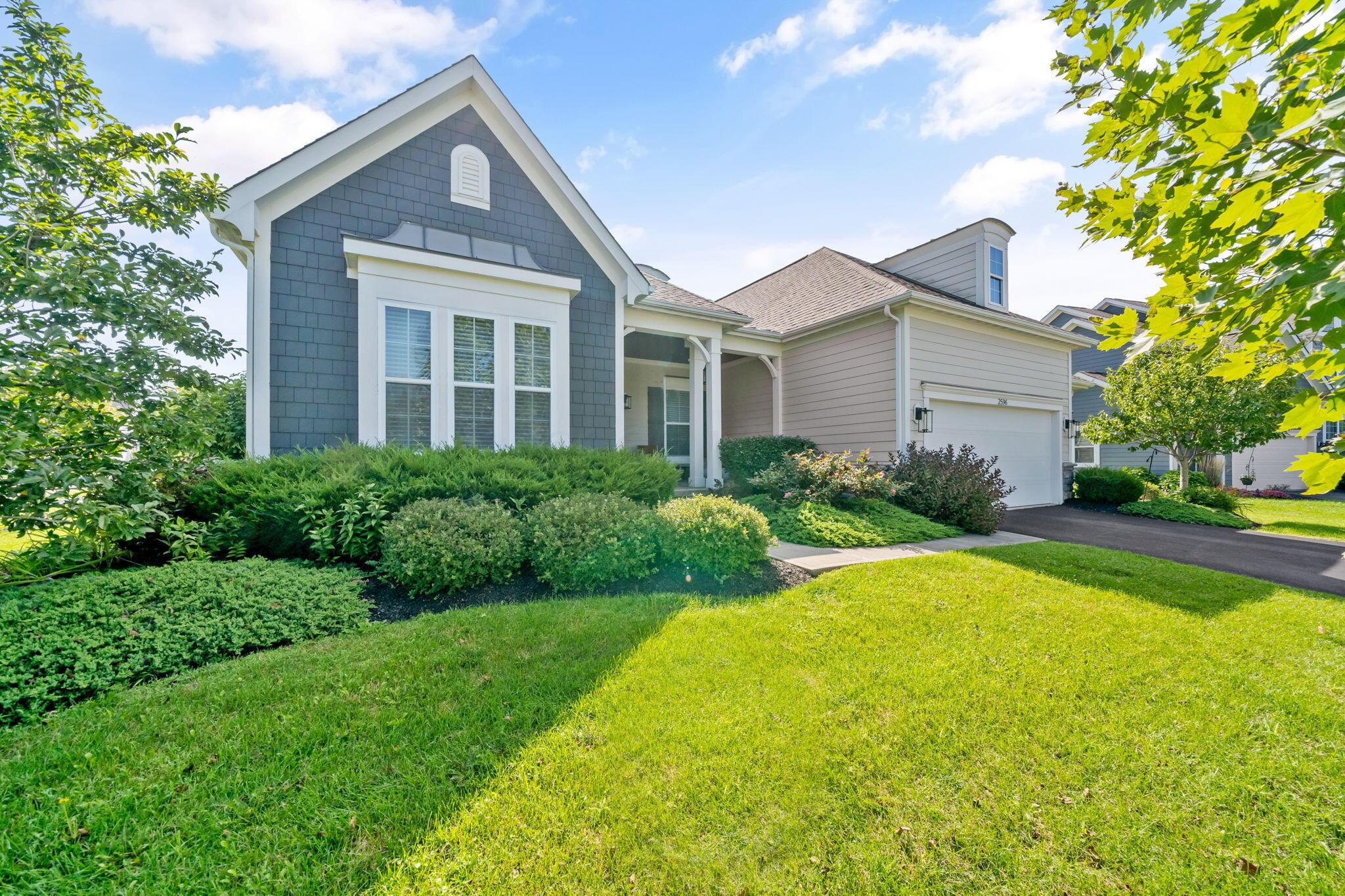 2596 Clemton Park E Property Photo 2