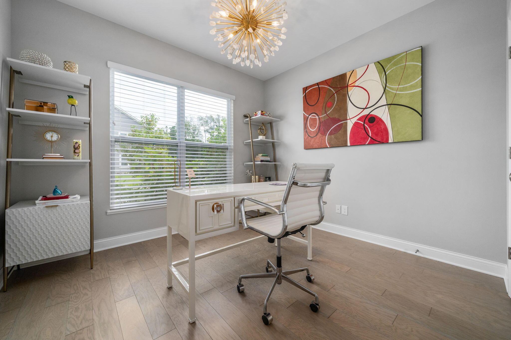 2596 Clemton Park E Property Photo 10