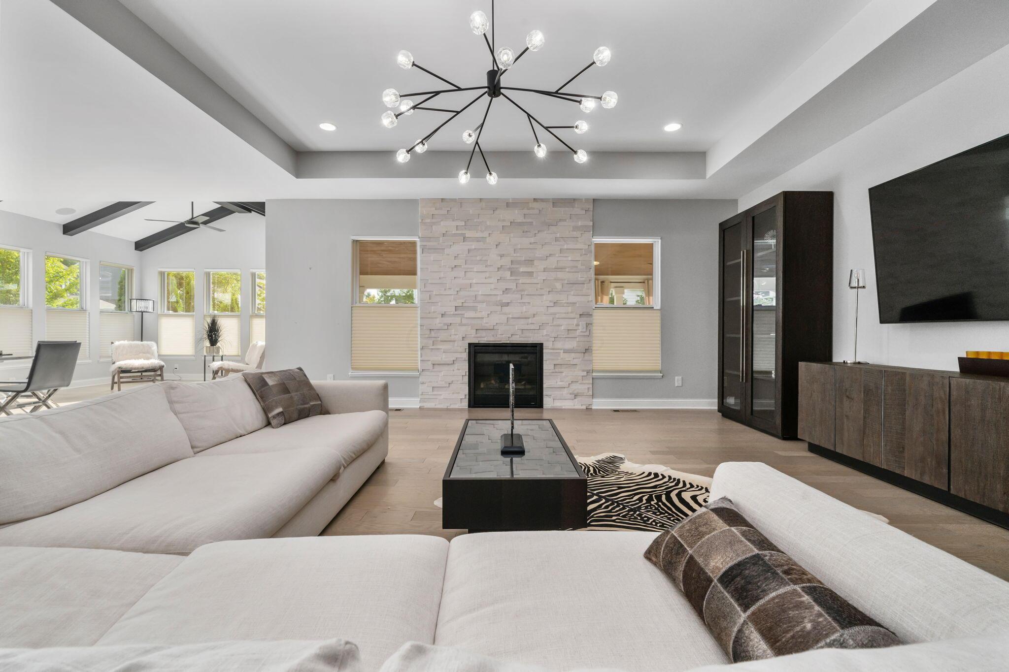 2596 Clemton Park E Property Photo 14