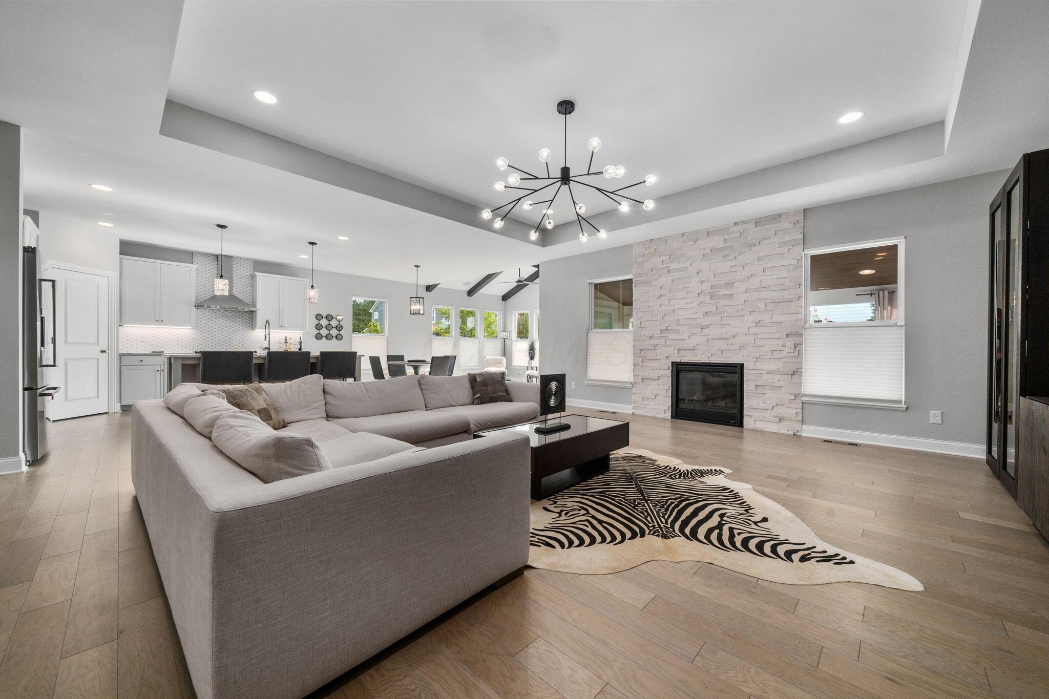 2596 Clemton Park E Property Photo 15