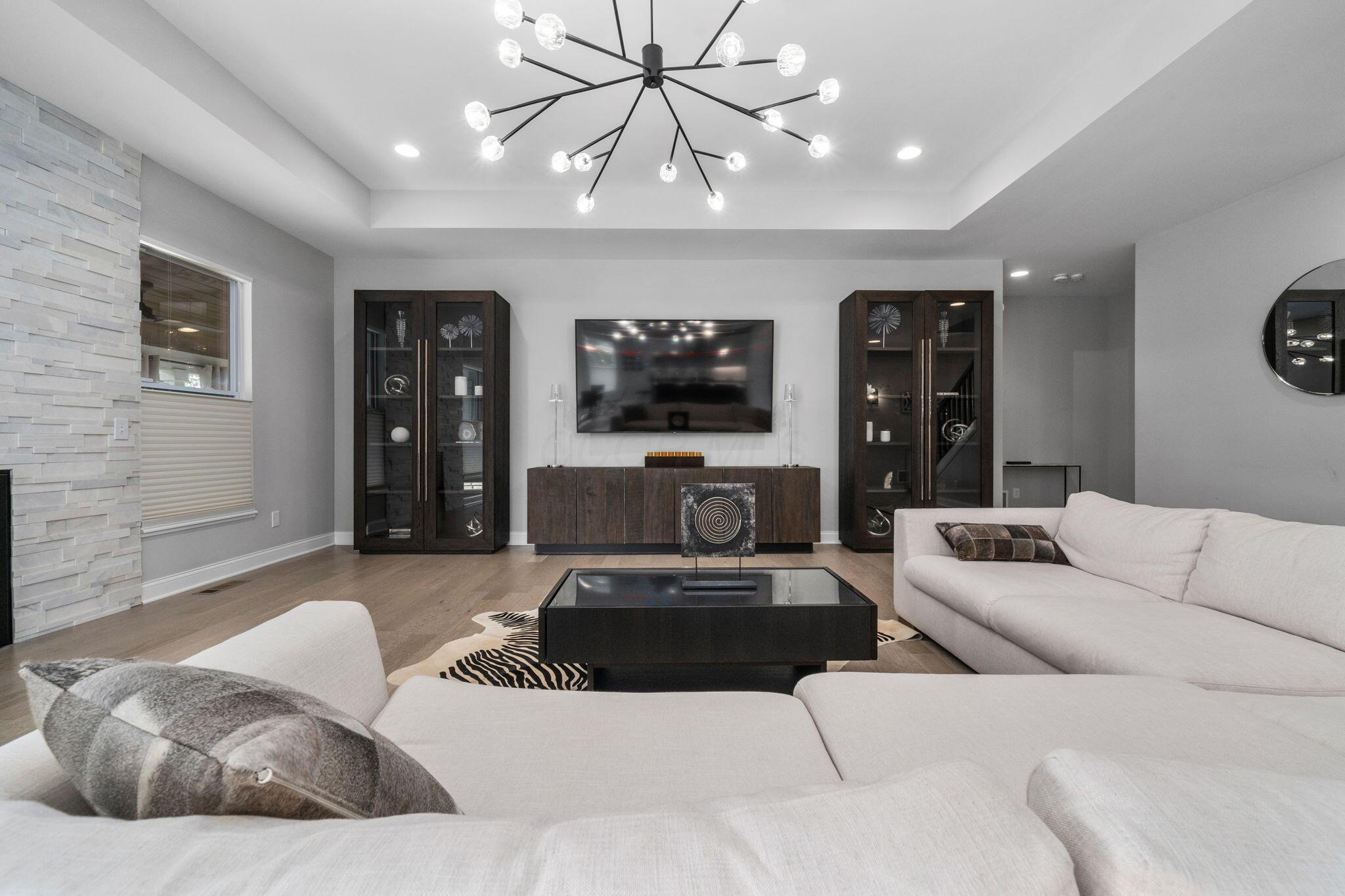 2596 Clemton Park E Property Photo 16