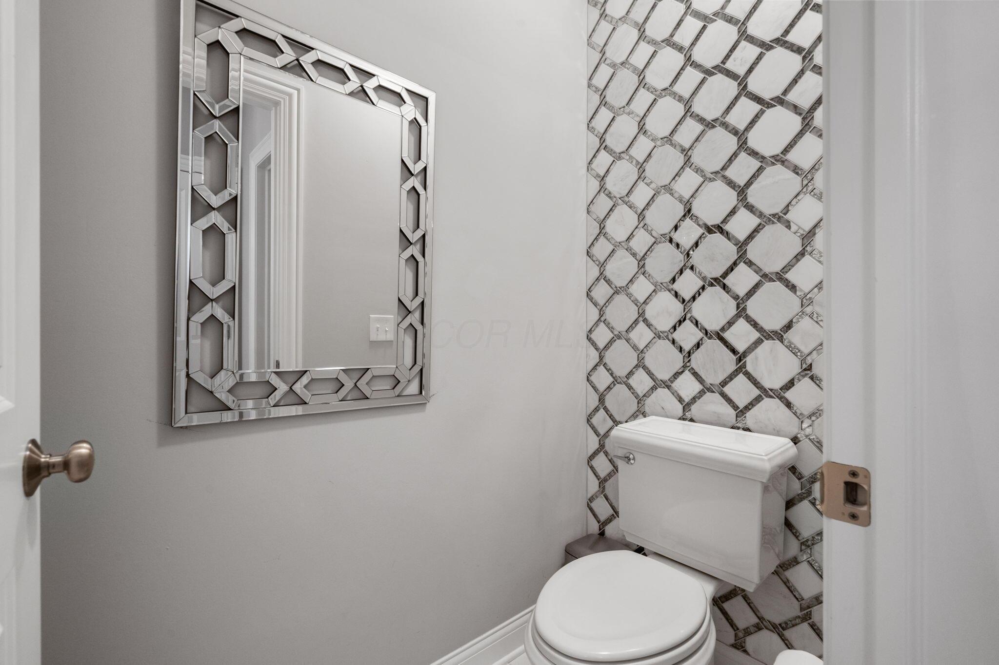 2596 Clemton Park E Property Photo 41