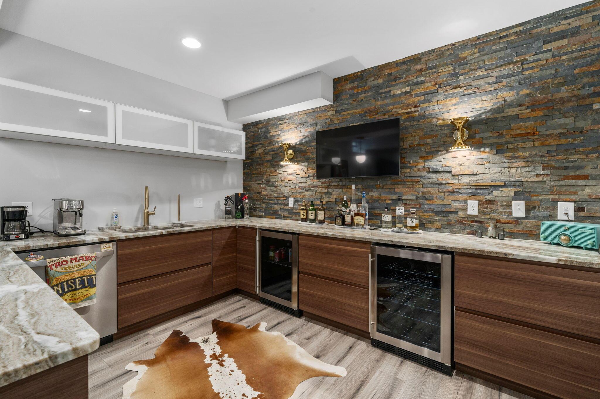 2596 Clemton Park E Property Photo 53